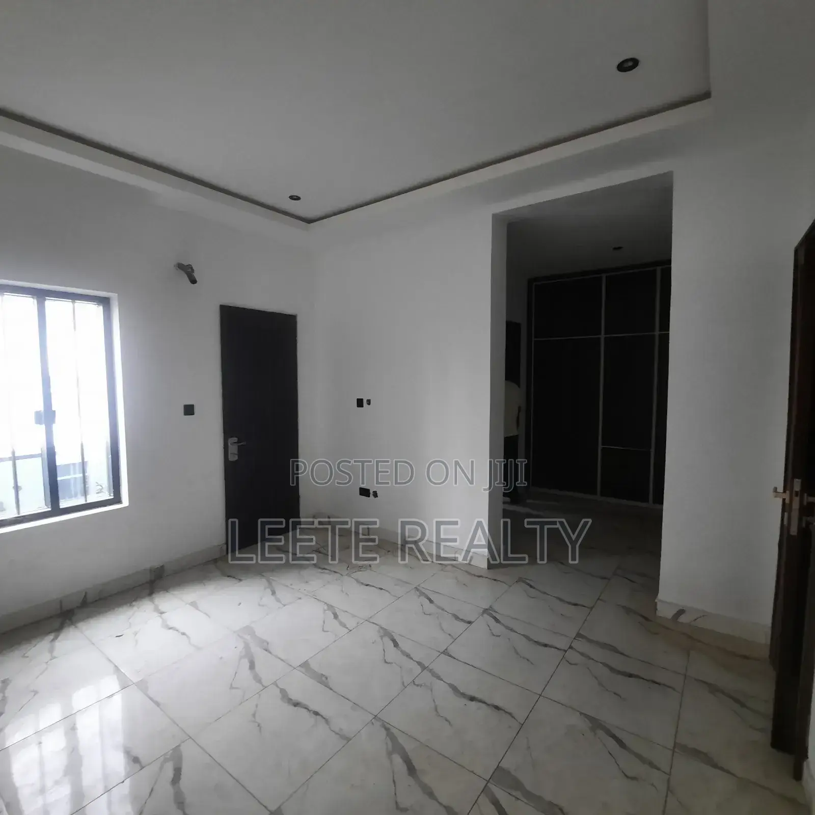 5bdrm Duplex in Wuye for sale
