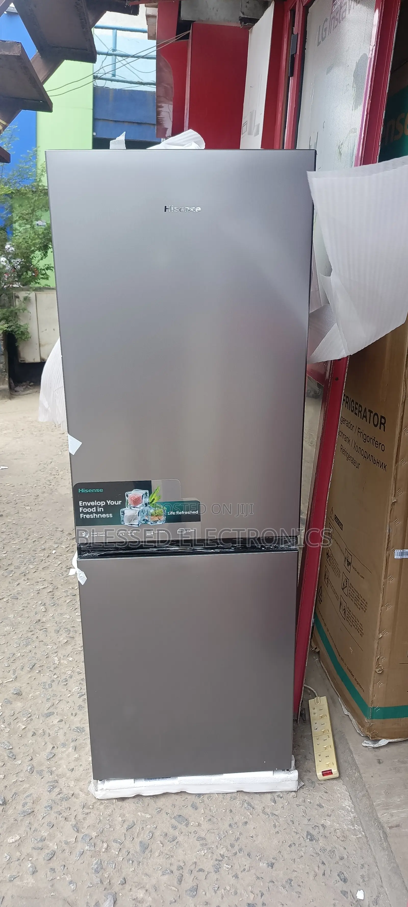 Brand New Hisense Fridge 225 L Double Door Bottom Freezer