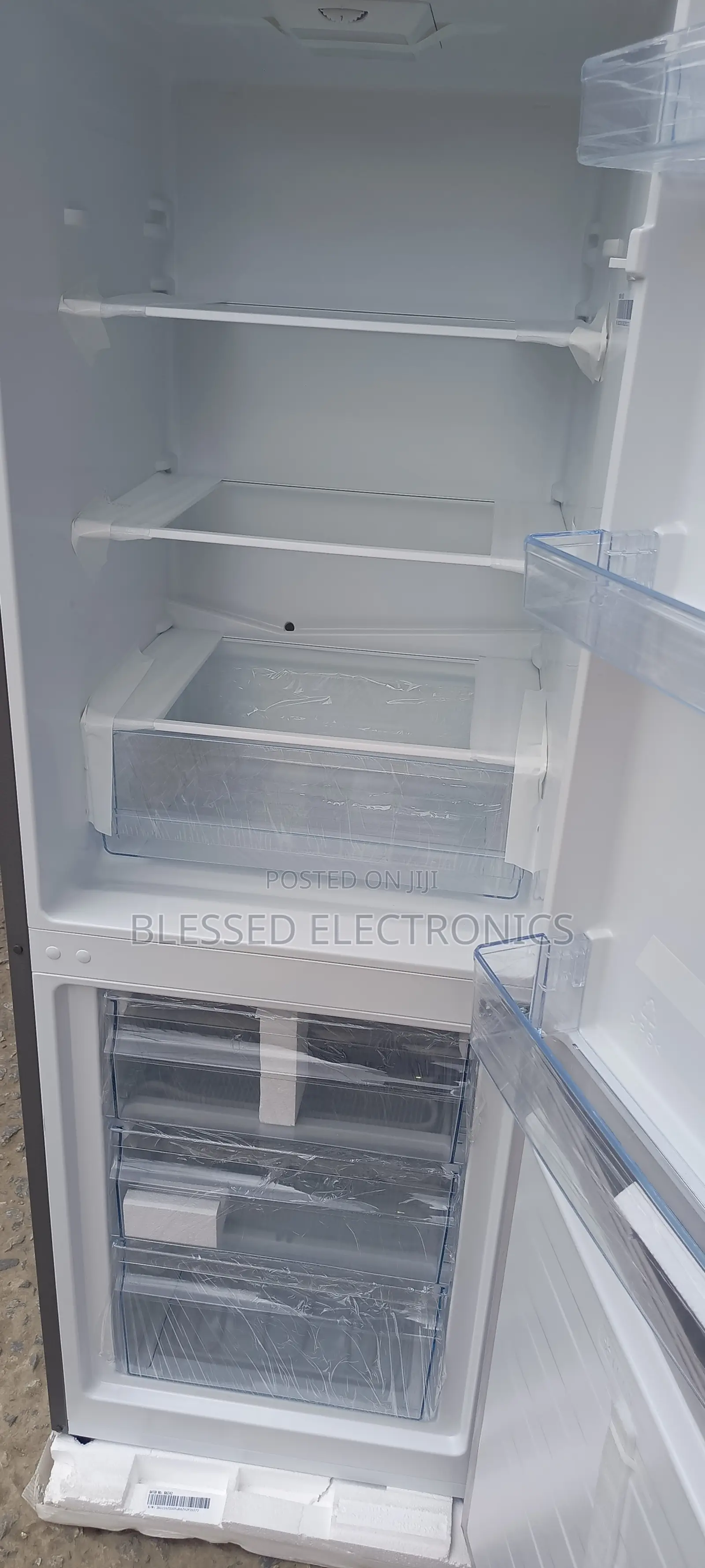 Brand New Hisense Fridge 225 L Double Door Bottom Freezer