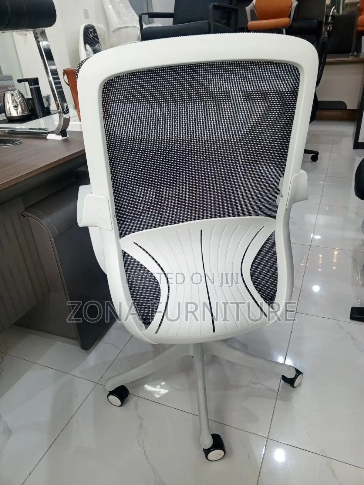 High Quality Foreign Design Executive Office Swivel Chair
