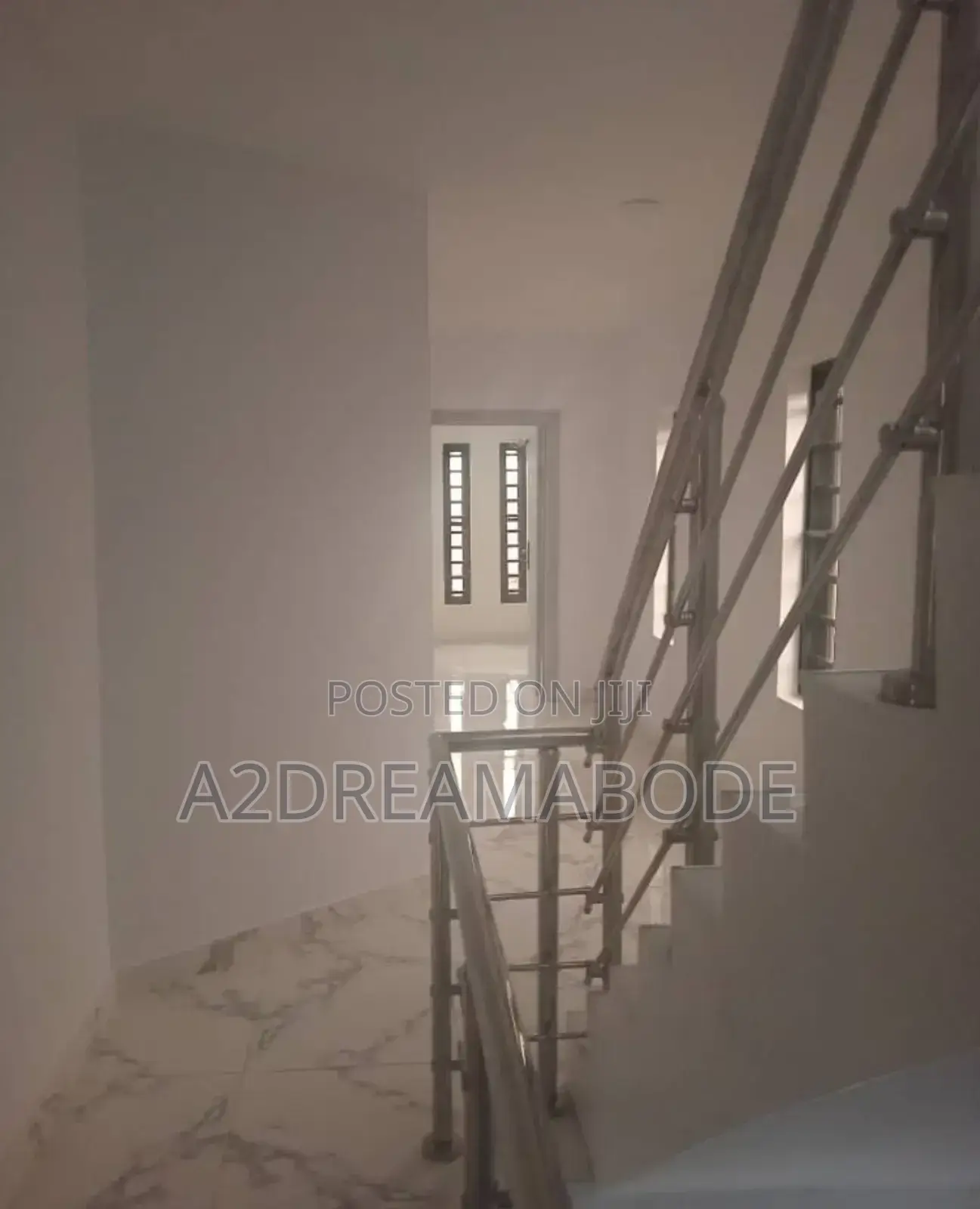 4bdrm Duplex in Waterfront Estate, Magodo for sale