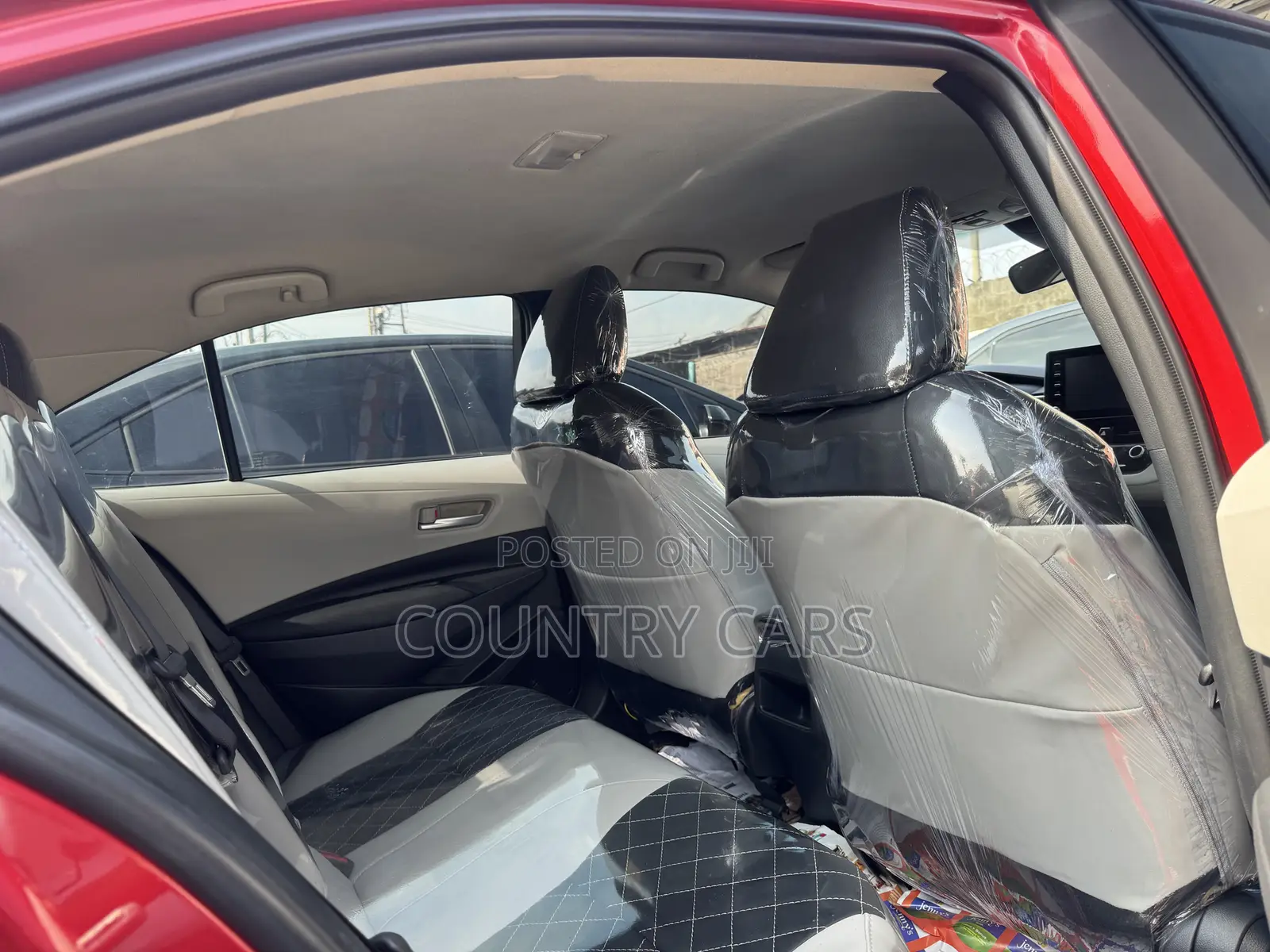 Toyota Corolla LE 2021 Red