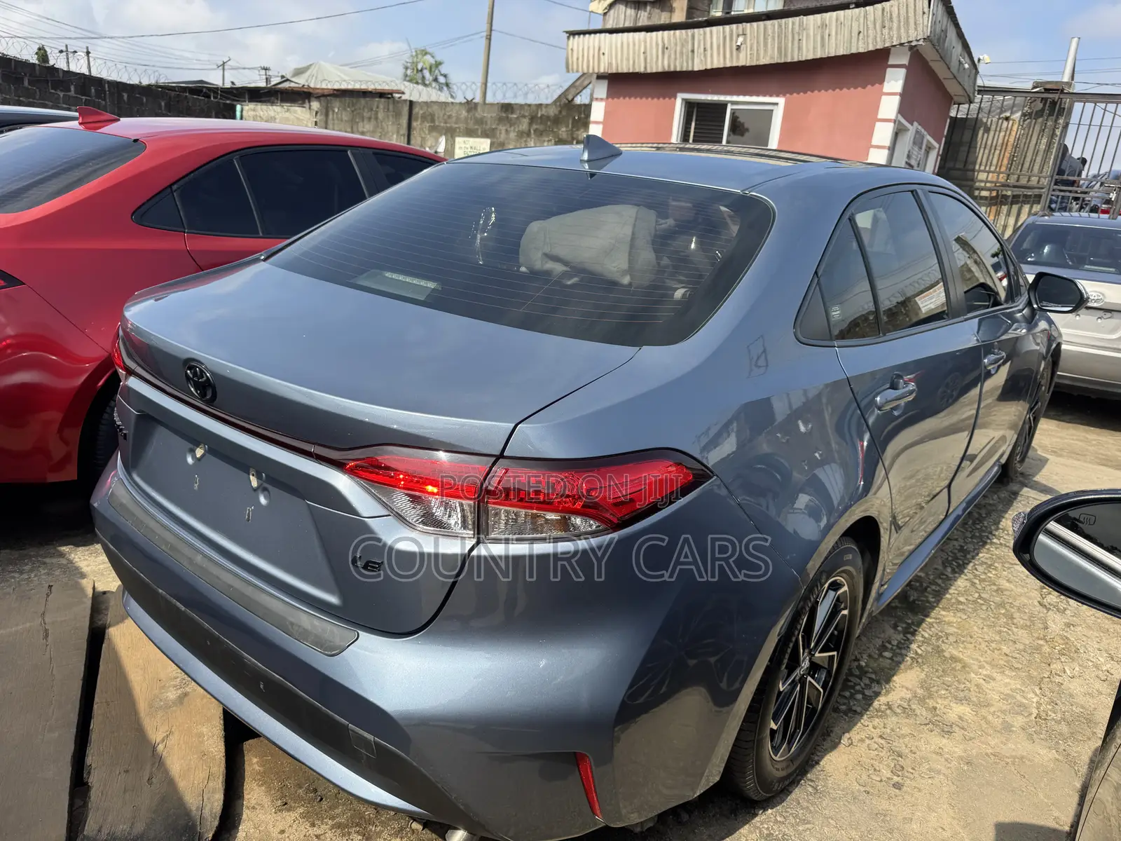 Toyota Corolla LE 2021 Blue