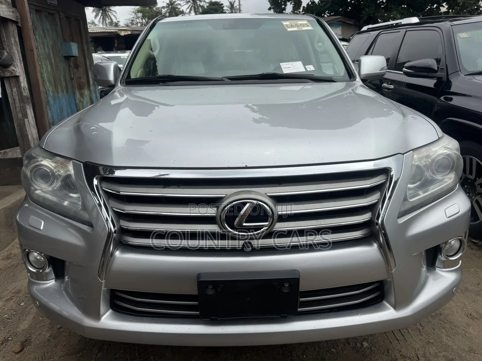 Lexus LX 570 AWD 2014 Silver