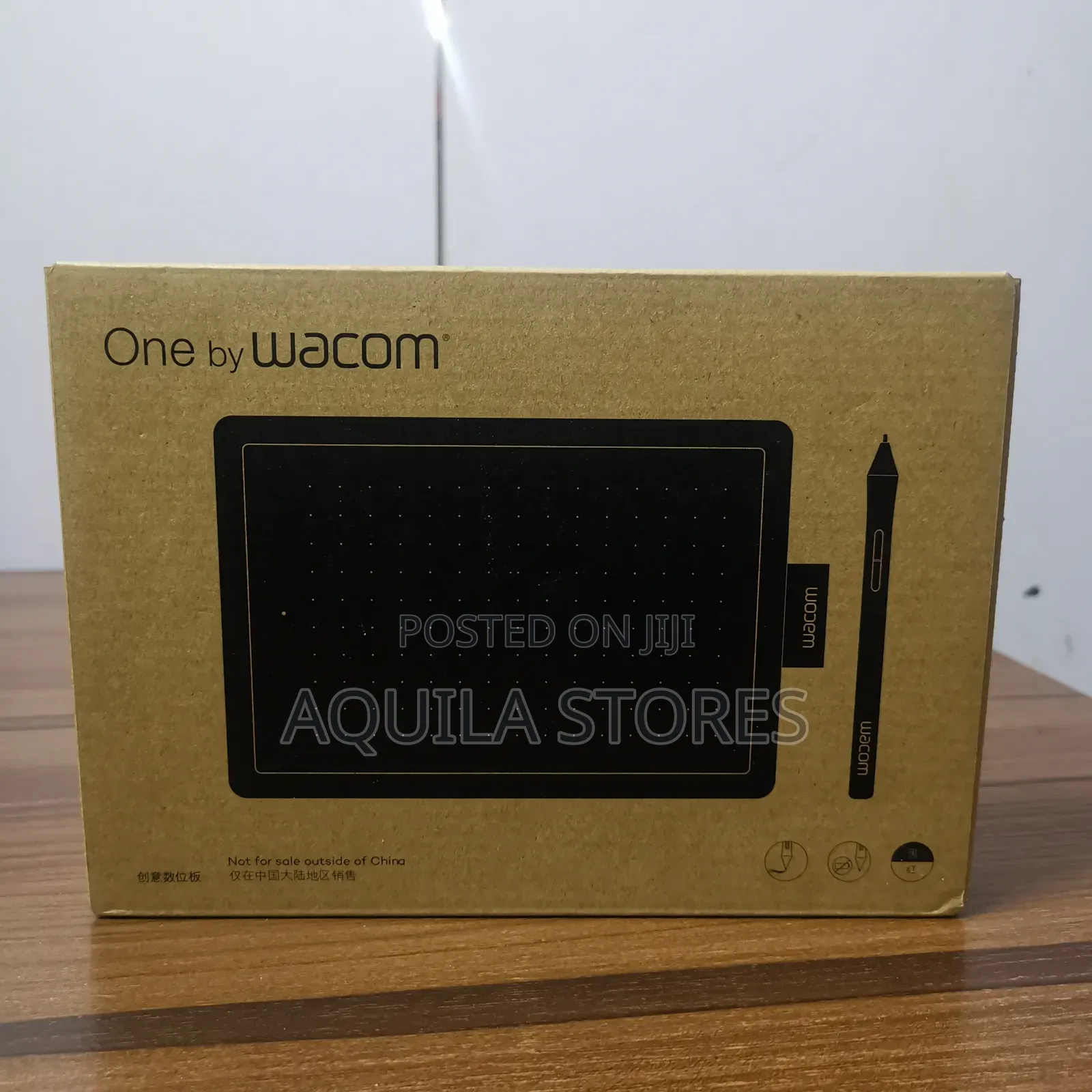 One by Wacom Creative Pen Tablet