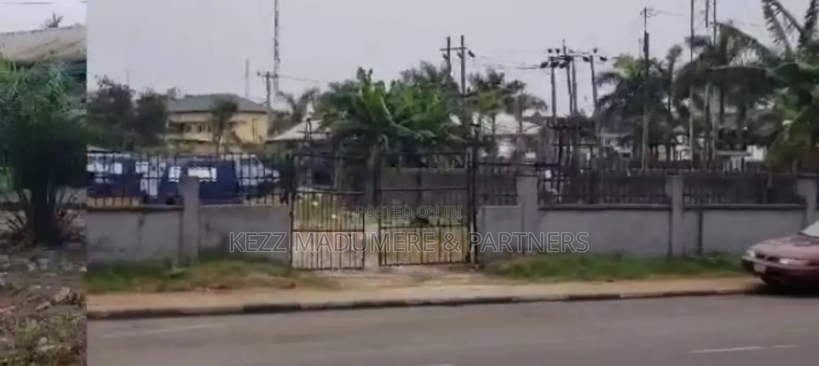 For Sale : 2600 Sqmts At Azikiwe Rd, Old Gra , Ph