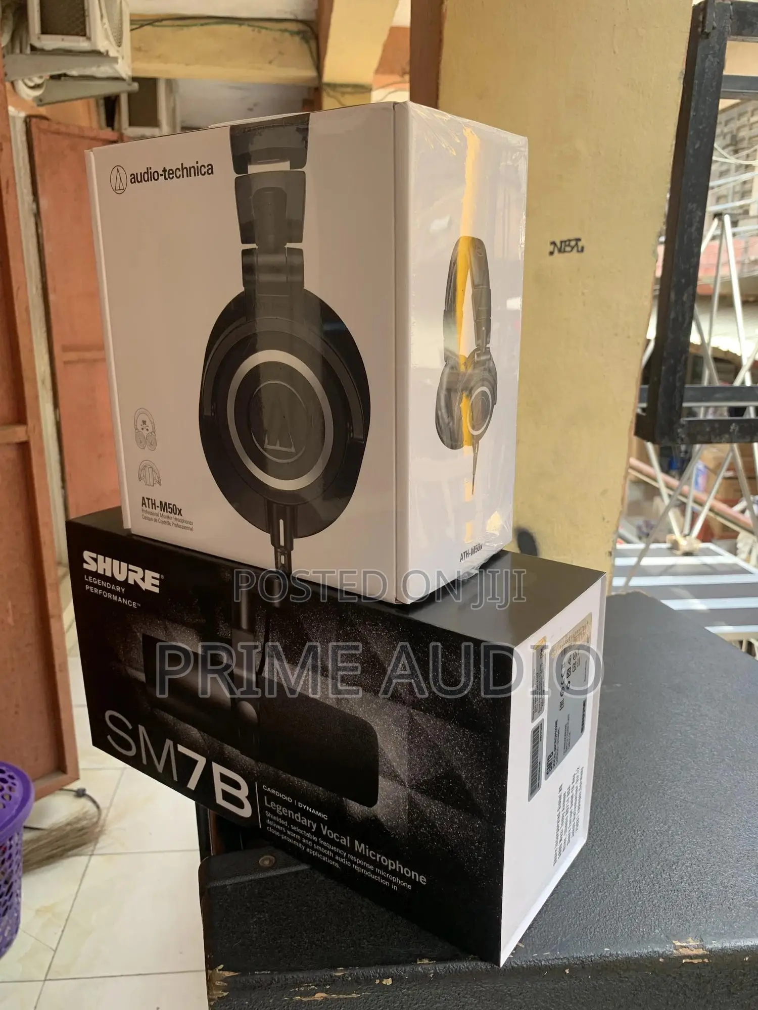 Shure Sm7b Studio Microphone Audio Technica Ath M50x Combo