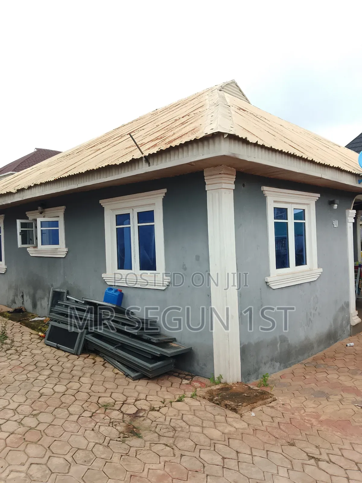 2bdrm Bungalow in Common Wealth Estate, Akala Express for sale