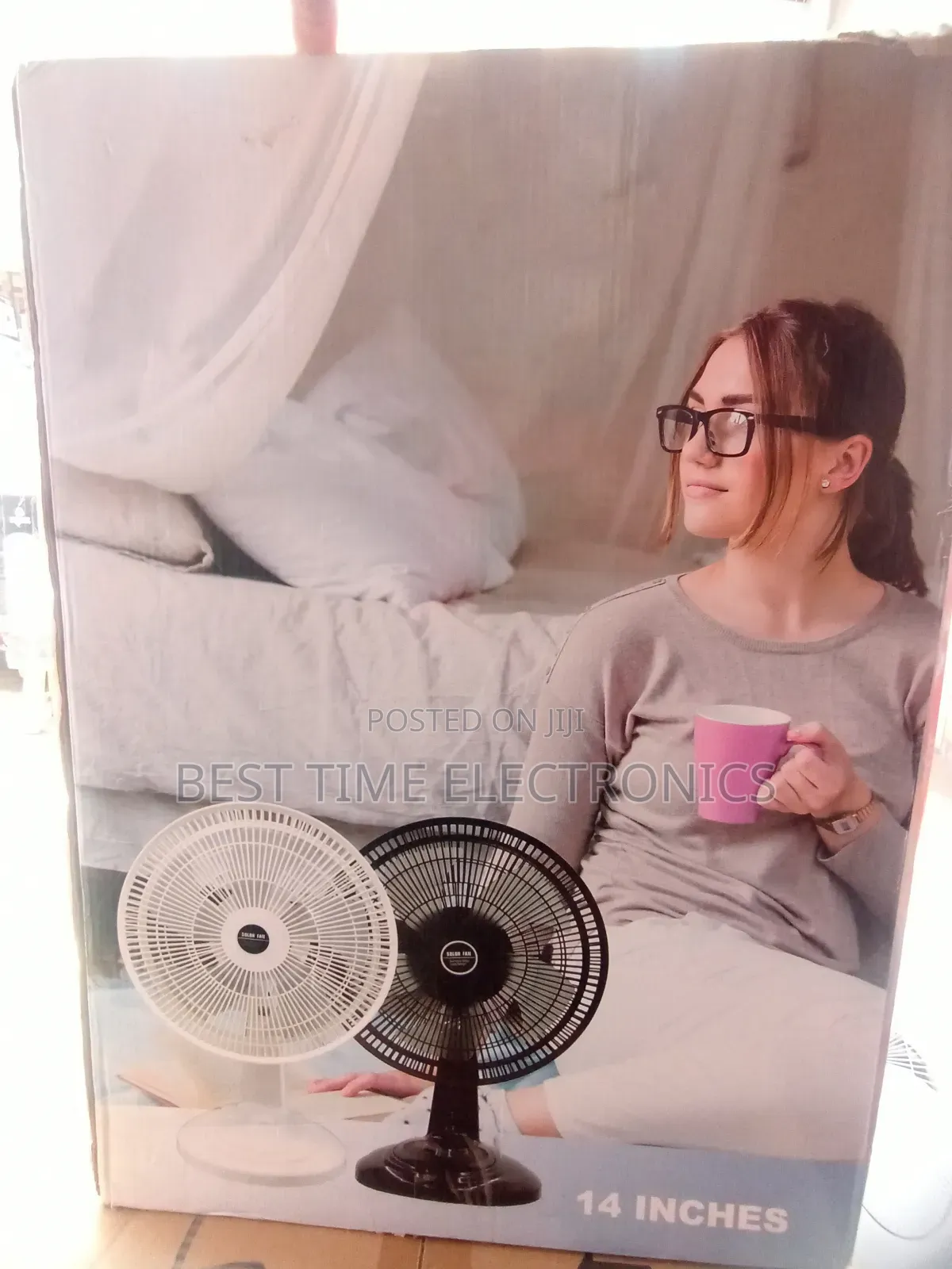 Quality 14" Favorite Solar Rechargeable Table Fan