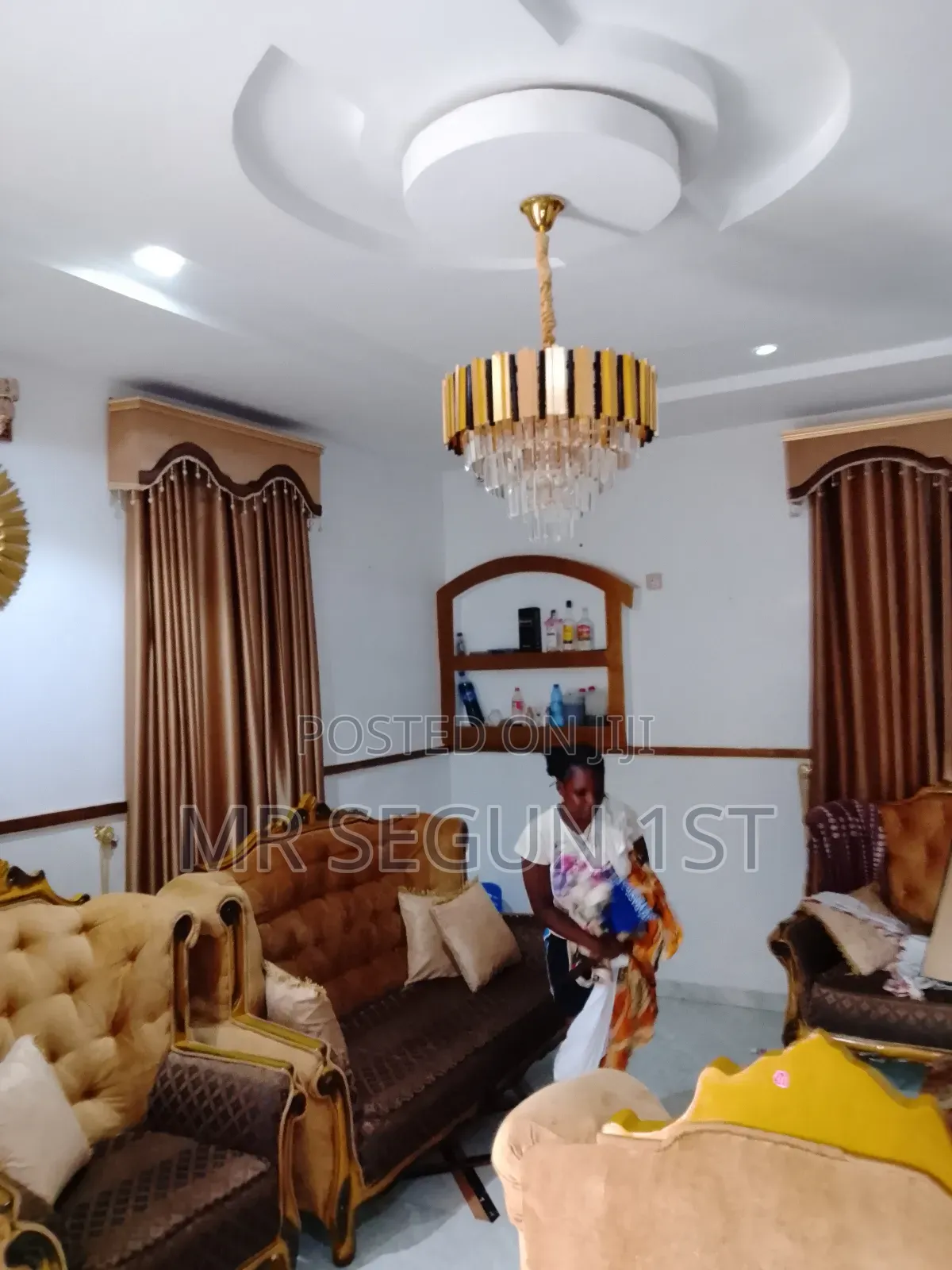 3bdrm Bungalow in Common Wealth Estate, Akala Express for sale