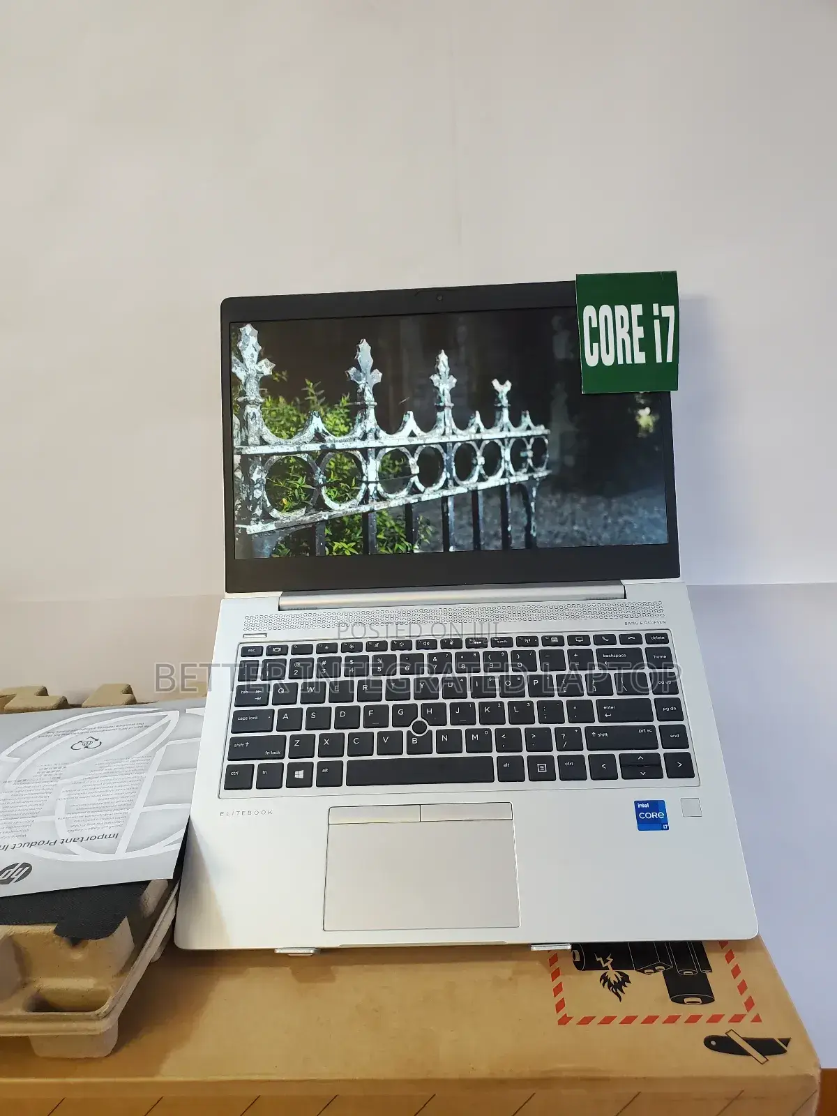 New Laptop HP EliteBook 725 8GB Intel Core i7 SSD 256GB