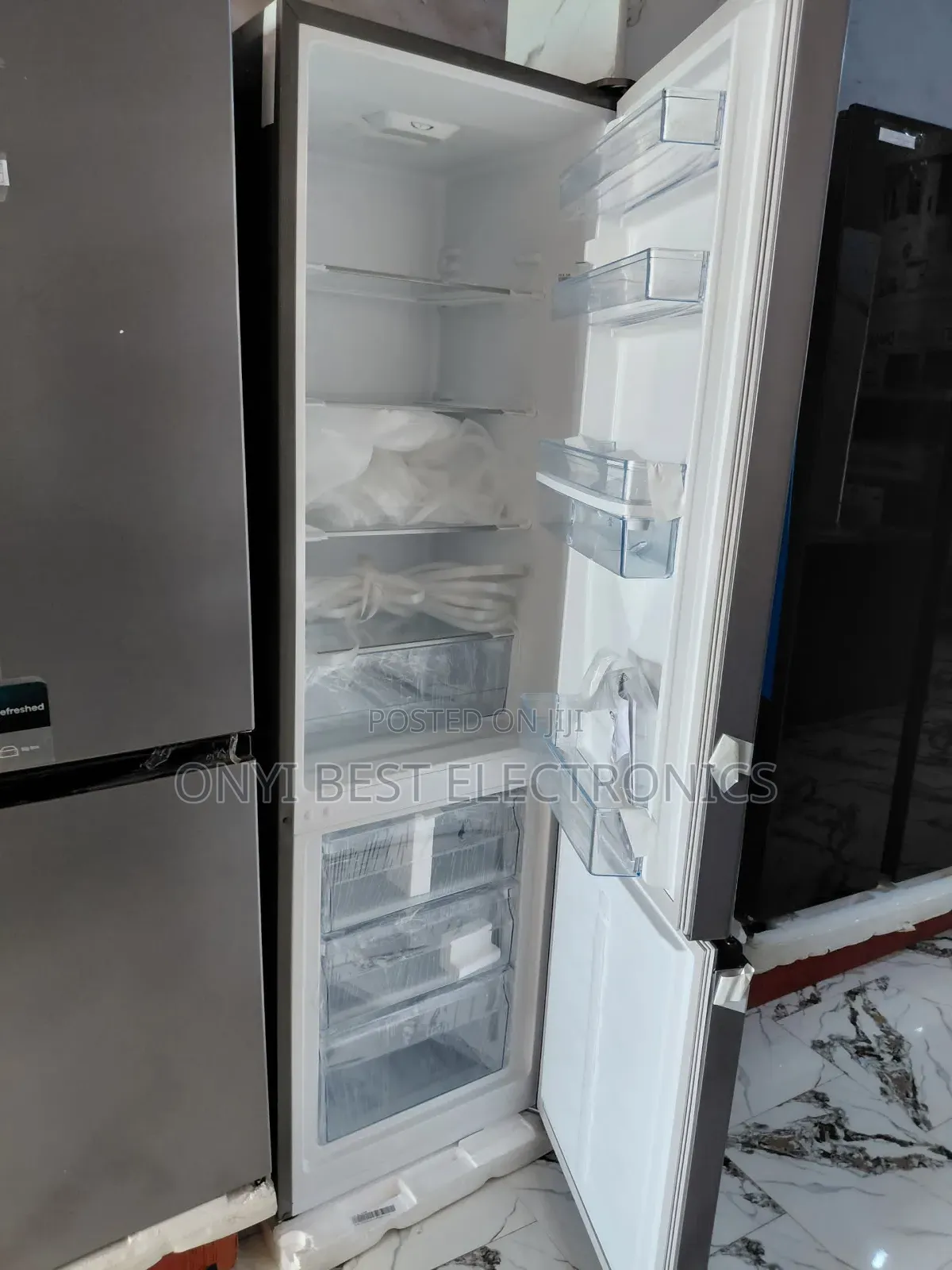 Hisense 264l Botom Freezer Double Door Refrigerator Rd-35dcb