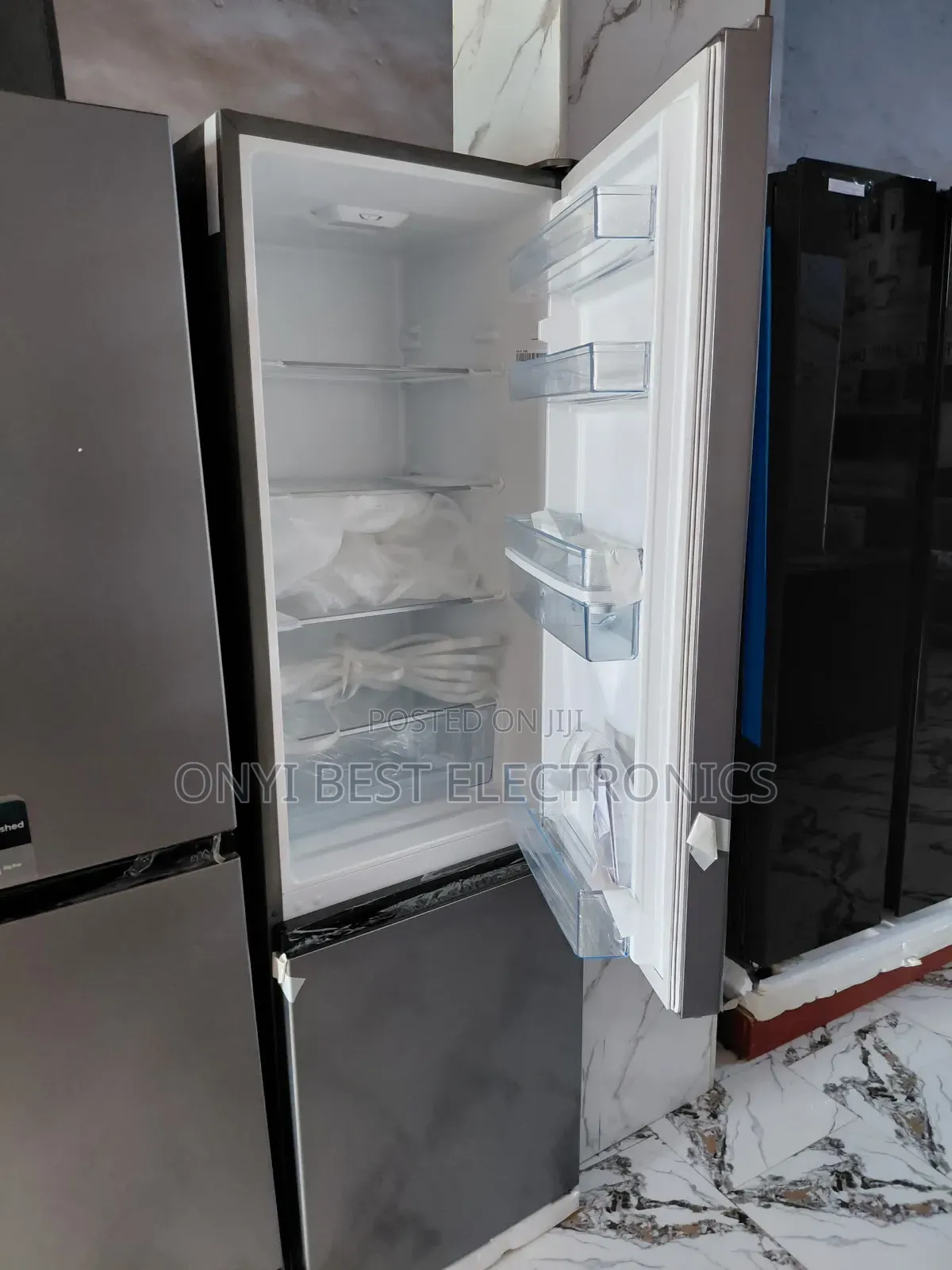 Hisense 264l Botom Freezer Double Door Refrigerator Rd-35dcb