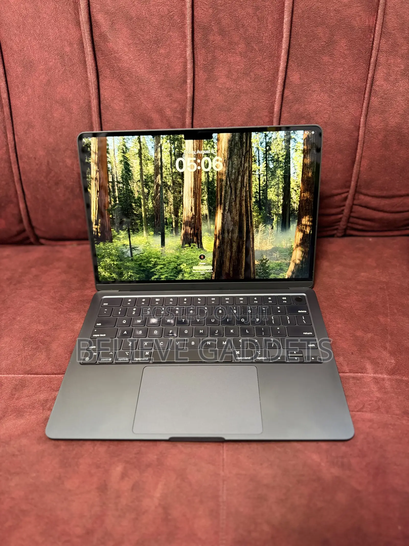 Laptop Apple MacBook Air 2022 M2 8GB Apple M2 SSD 256GB