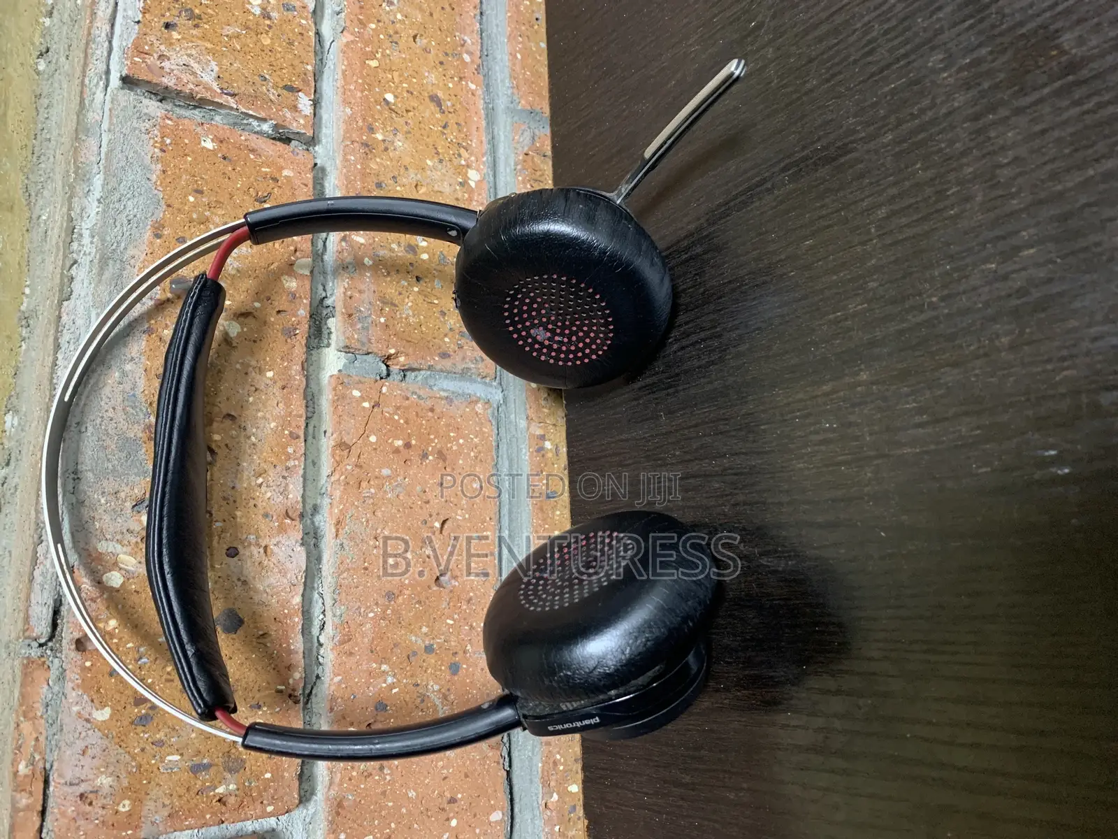 Plantronics Voyager Focus Uc Bluetooth Headset