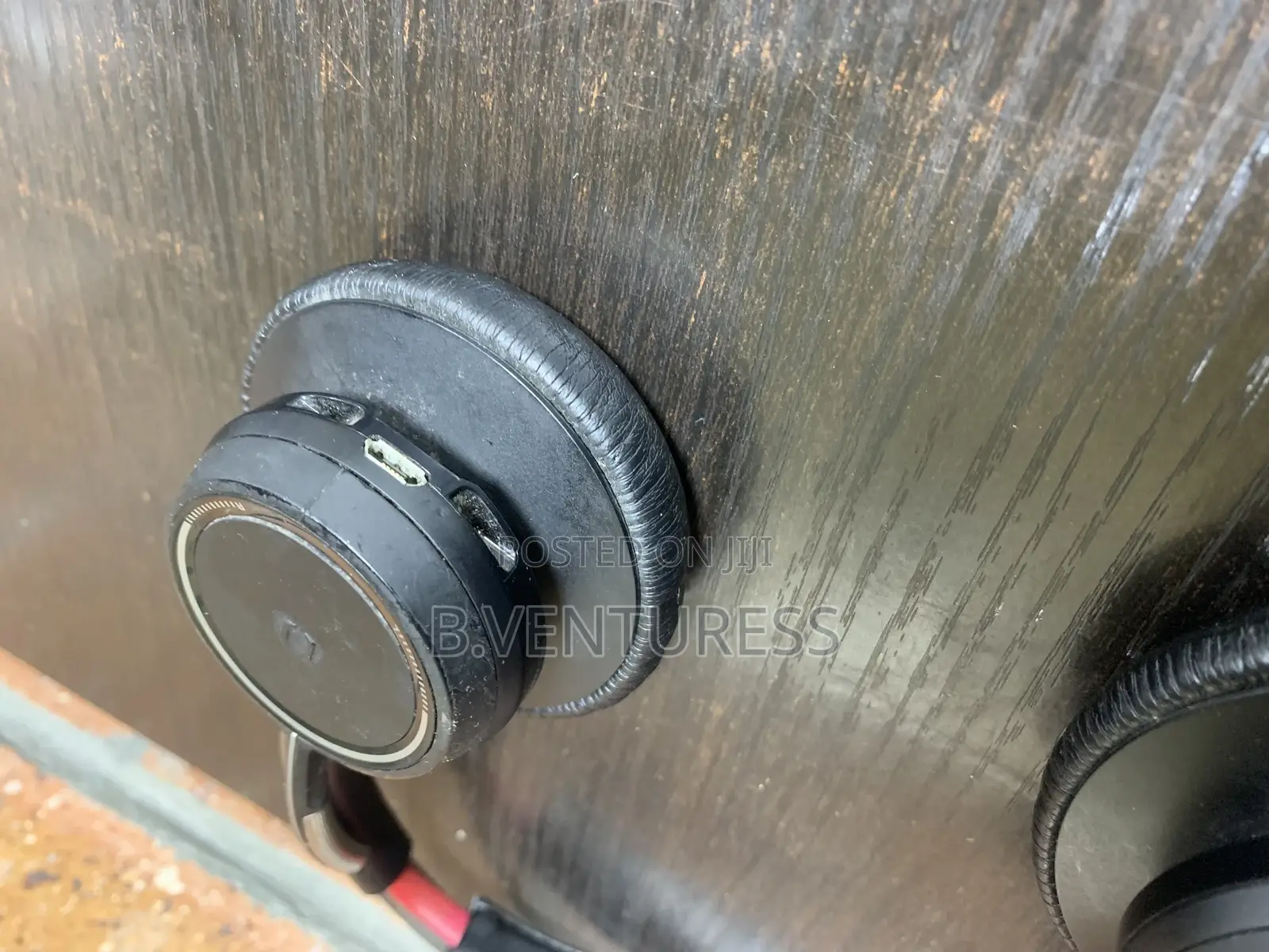 Plantronics Voyager Focus Uc Bluetooth Headset
