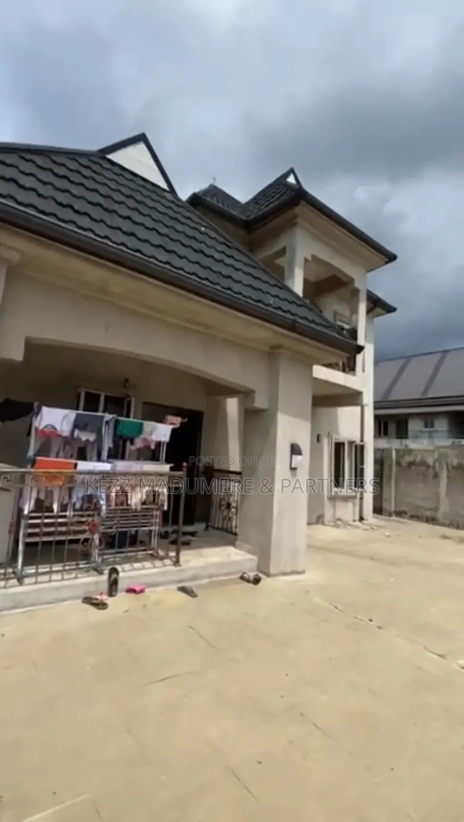 3bdrm Bungalow in Ozuoba Port Harcourt for sale