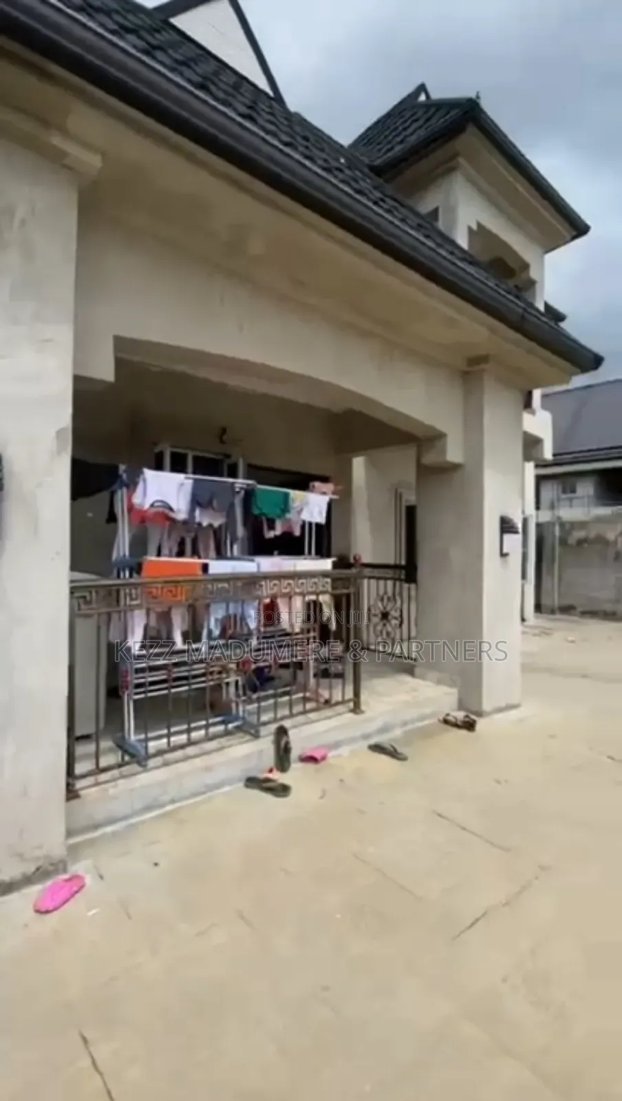 3bdrm Bungalow in Ozuoba Port Harcourt for sale