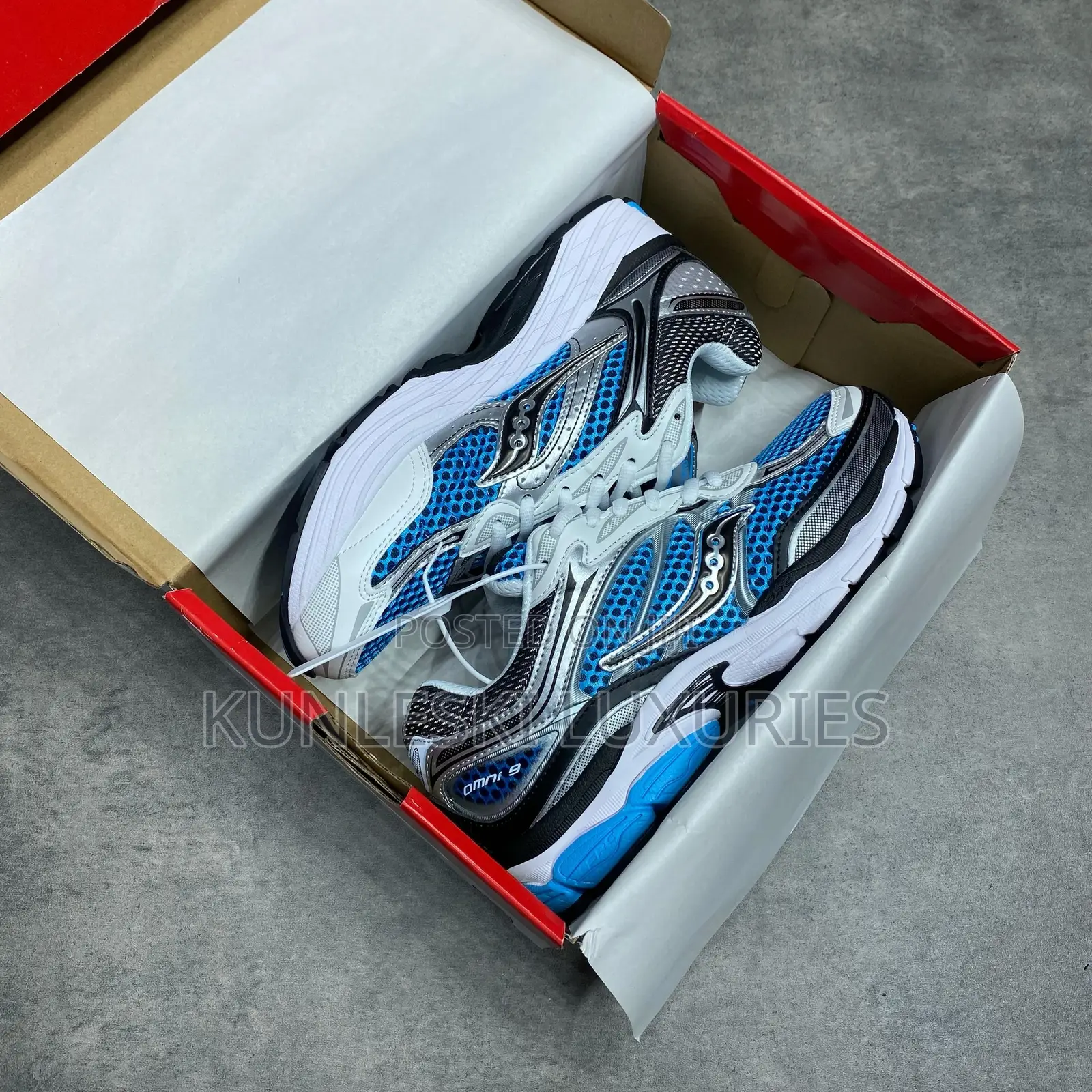 Original Saucony Progird Omni 9 Armor Og Sneakers