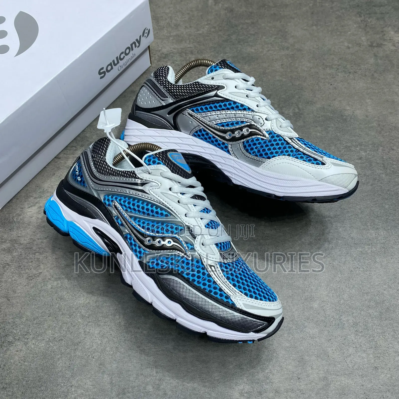 Original Saucony Progird Omni 9 Armor Og Sneakers