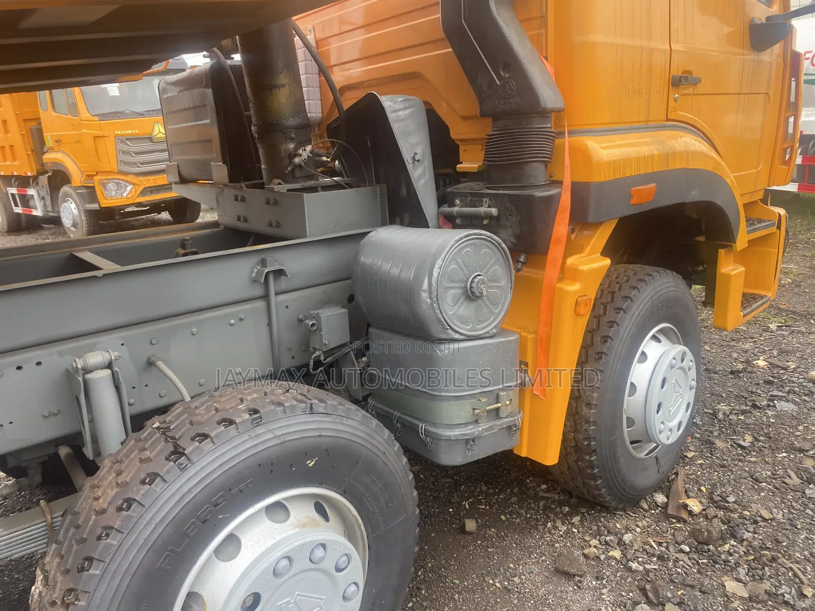 Covid-19 Howo 371 12 Tyres Yellow