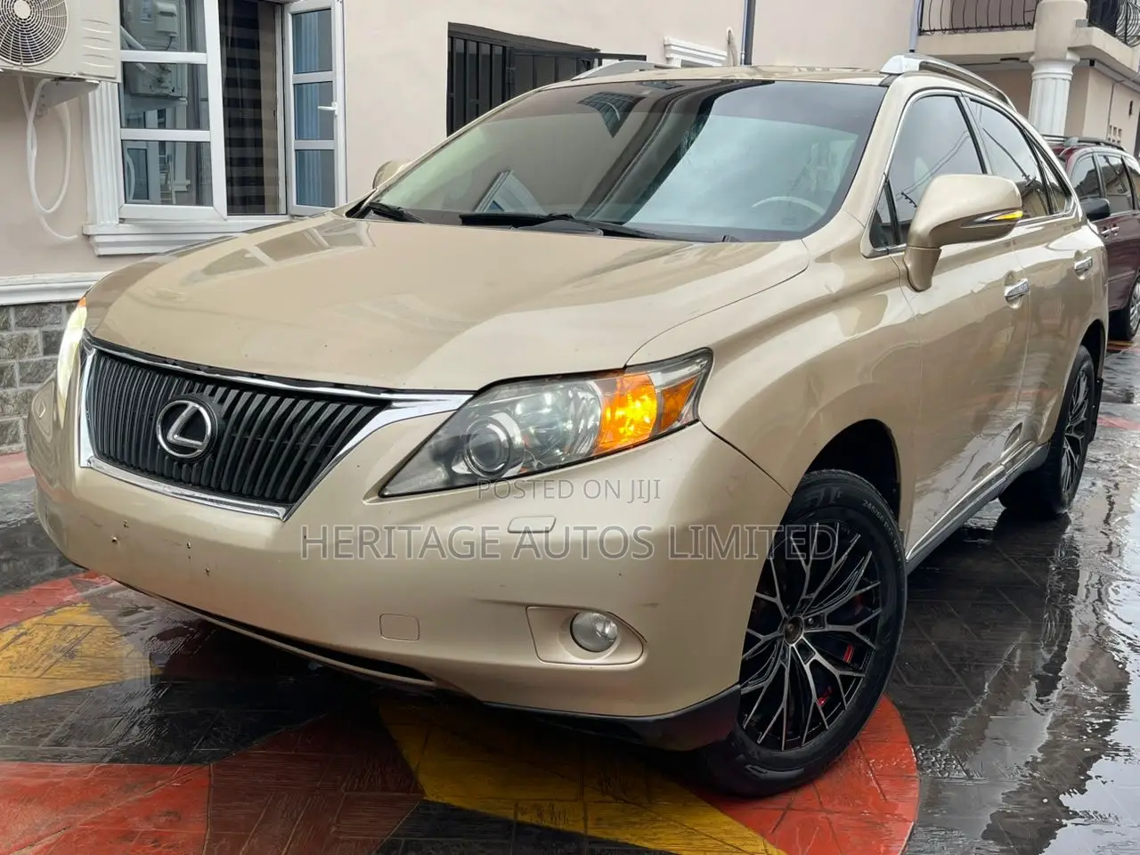 Lexus RX 2010 Gold