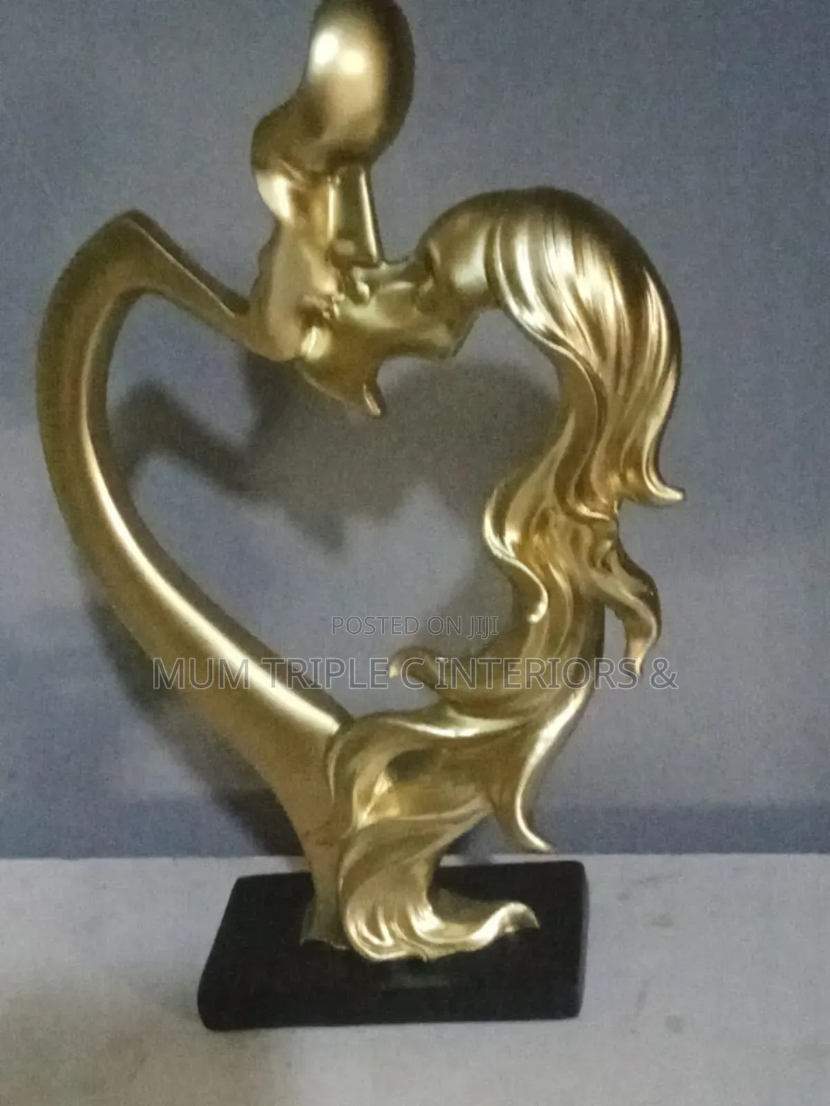 Decorative Figurines Gir Inch V Shelf