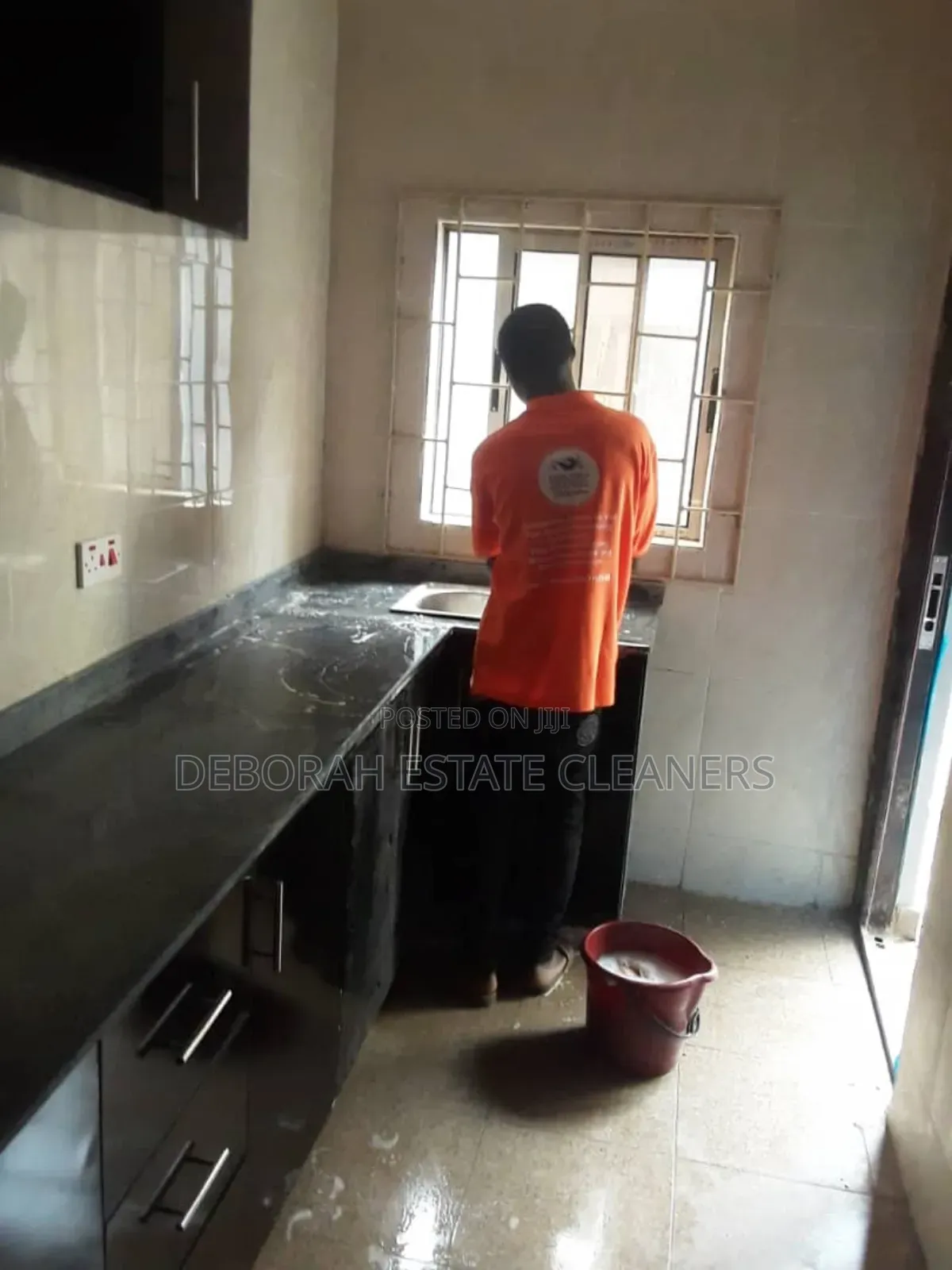 Excellent And Professional Interior Cleaning Services