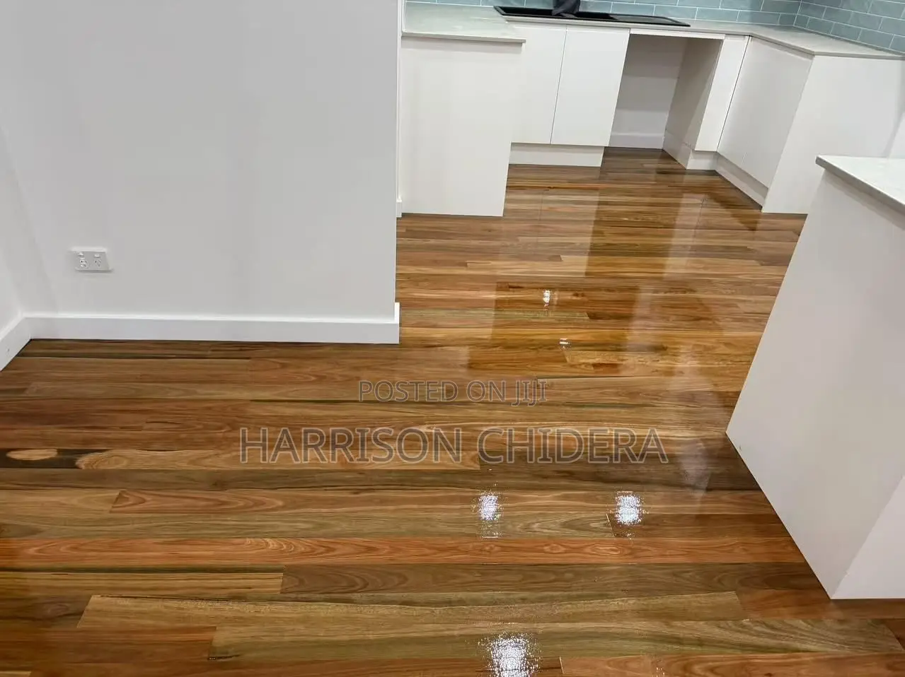Sown White and Glass Shinning SPC Wooden Floor