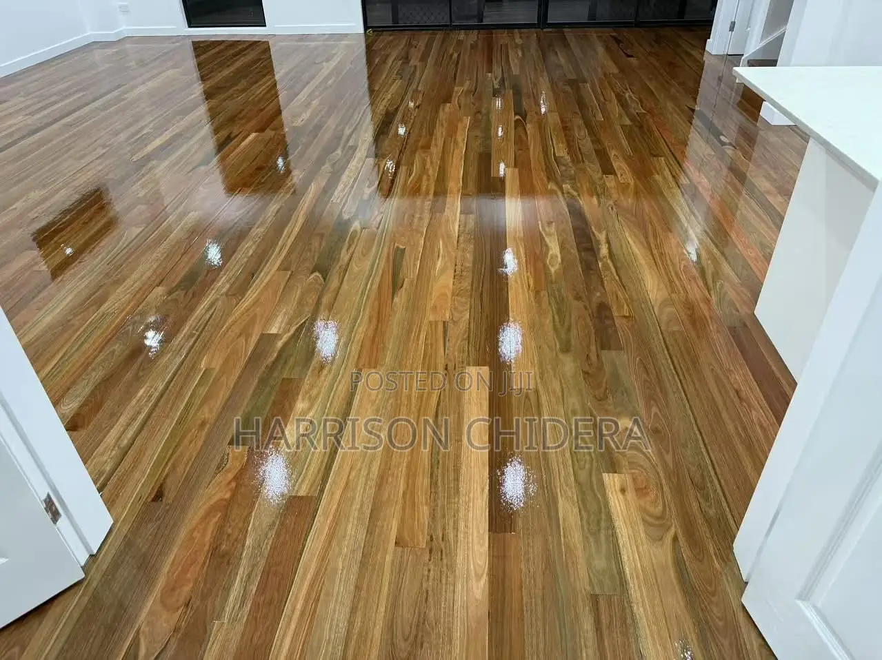 Sown White and Glass Shinning SPC Wooden Floor