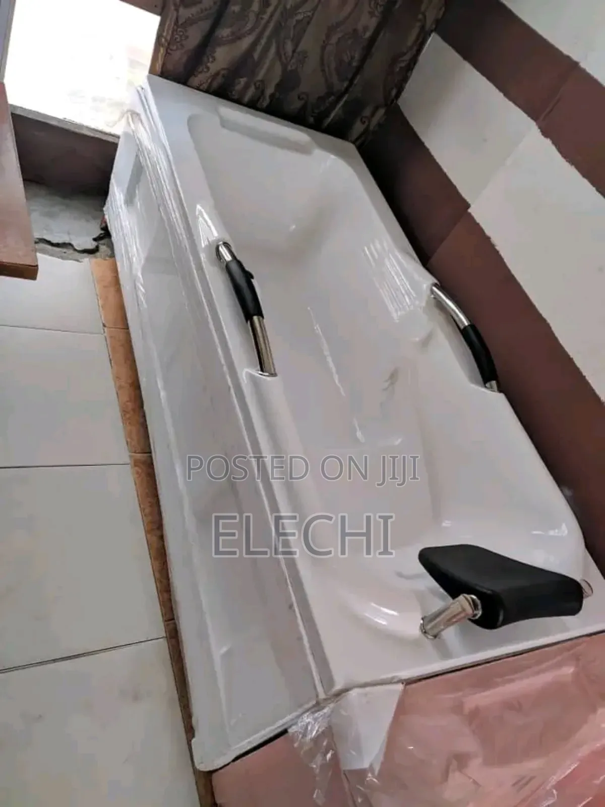Executive Panel Bathroom