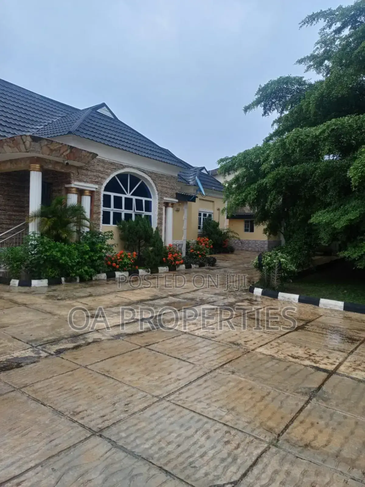 4bdrm Bungalow in Orogun, Ibadan for sale
