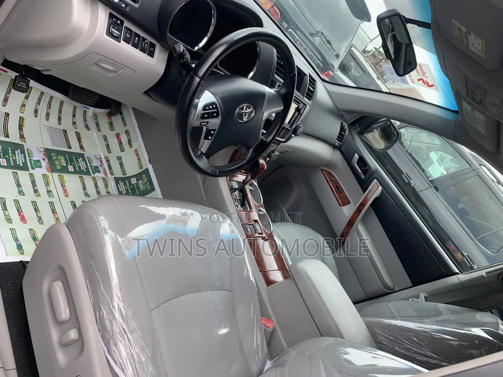 Toyota Highlander Limited 3.5l 4WD 2013 Gray