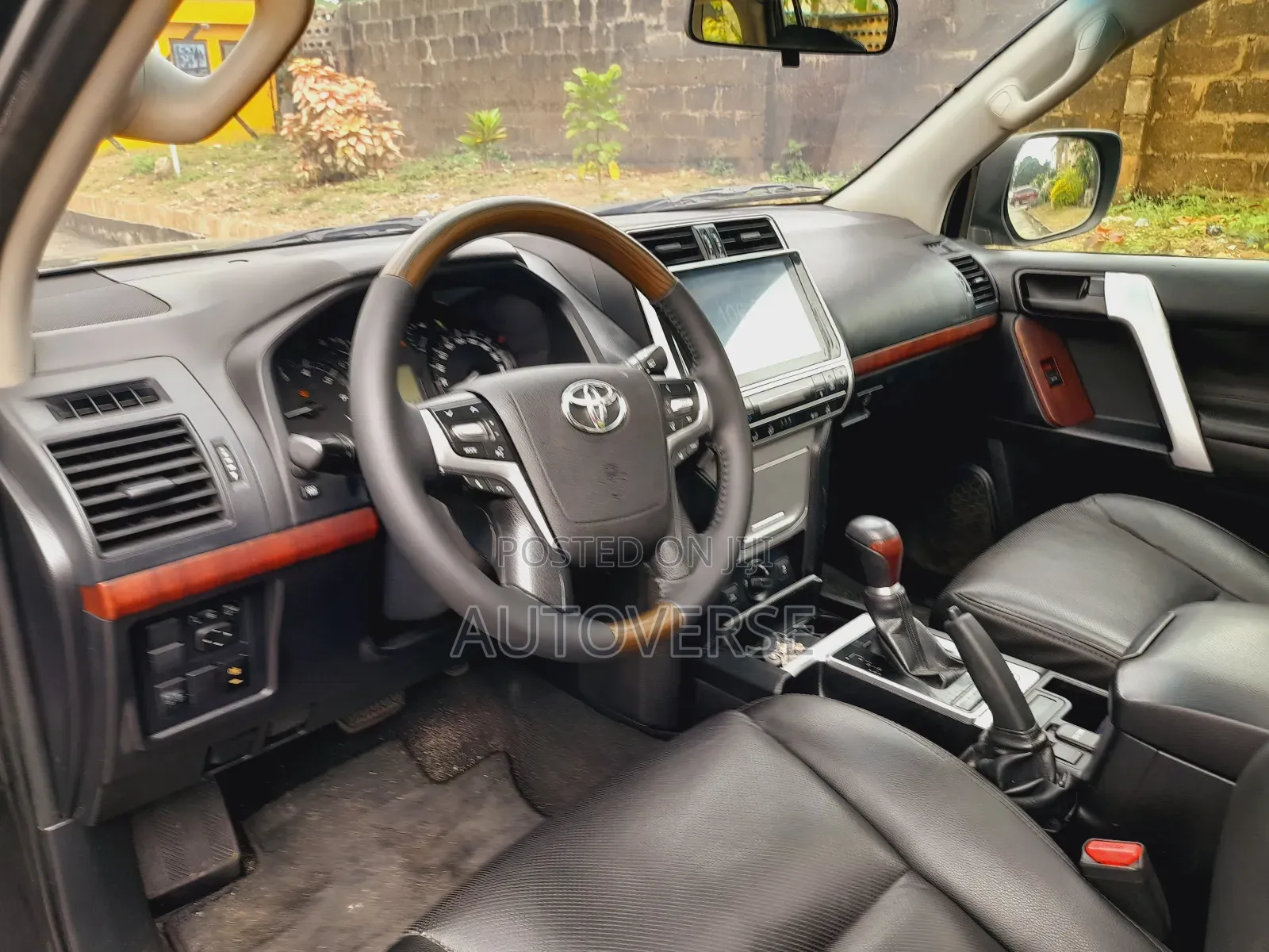 Toyota Land Cruiser Prado 2.7 2019 Black