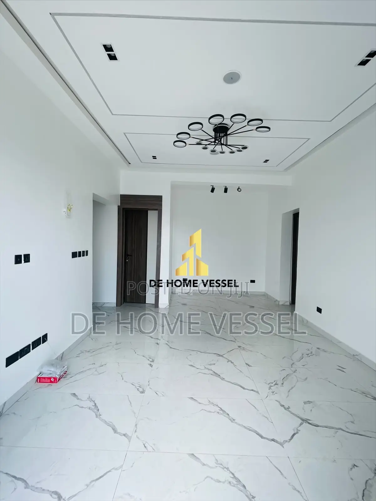 2bdrm Apartment in Lekki Phase 1 for sale