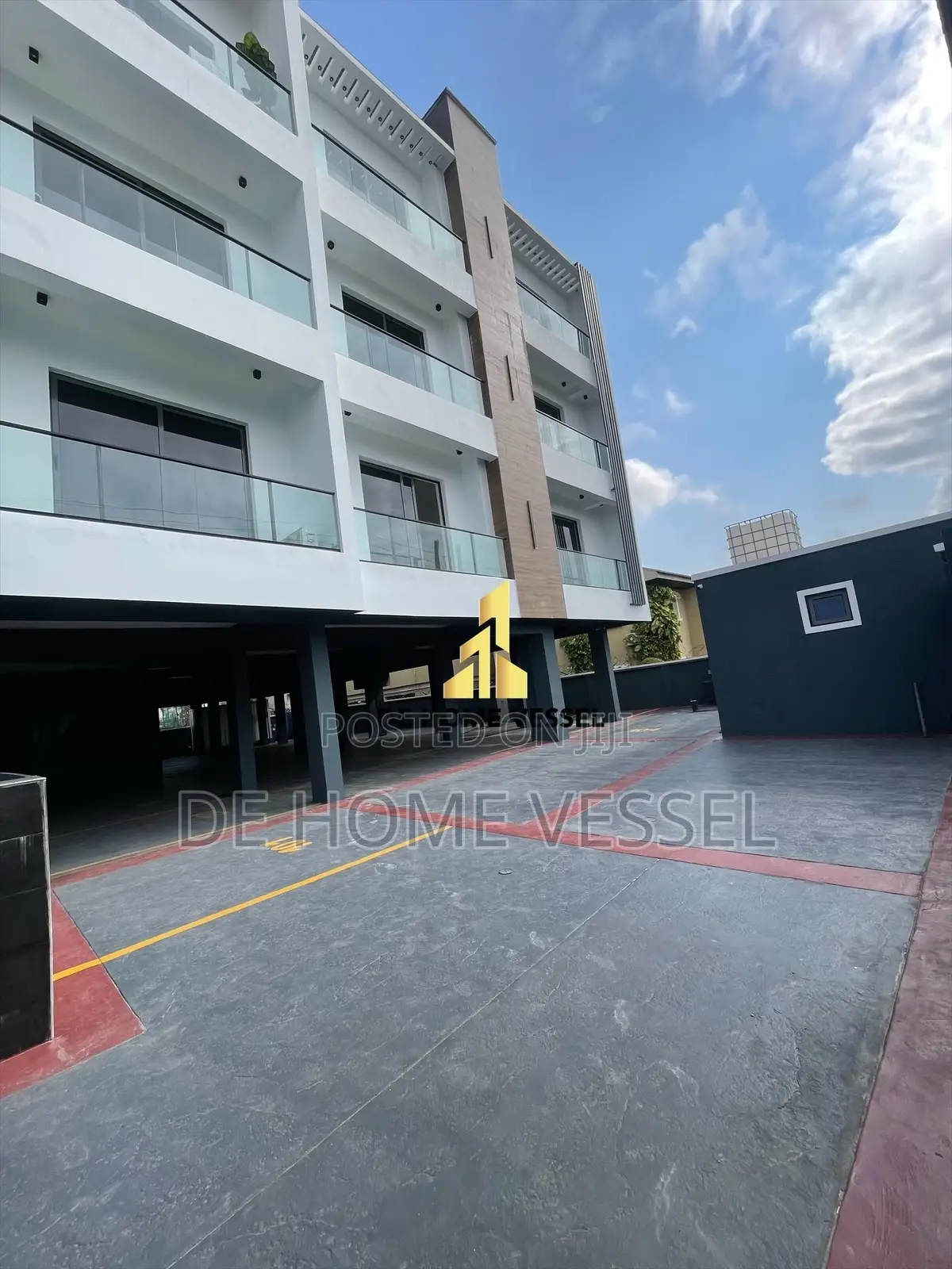 2bdrm Apartment in Lekki Phase 1 for sale