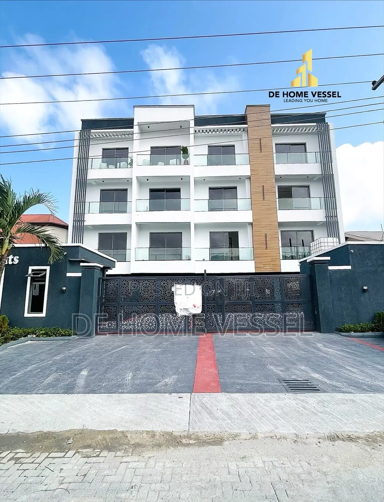 2bdrm Apartment in Lekki Phase 1 for sale