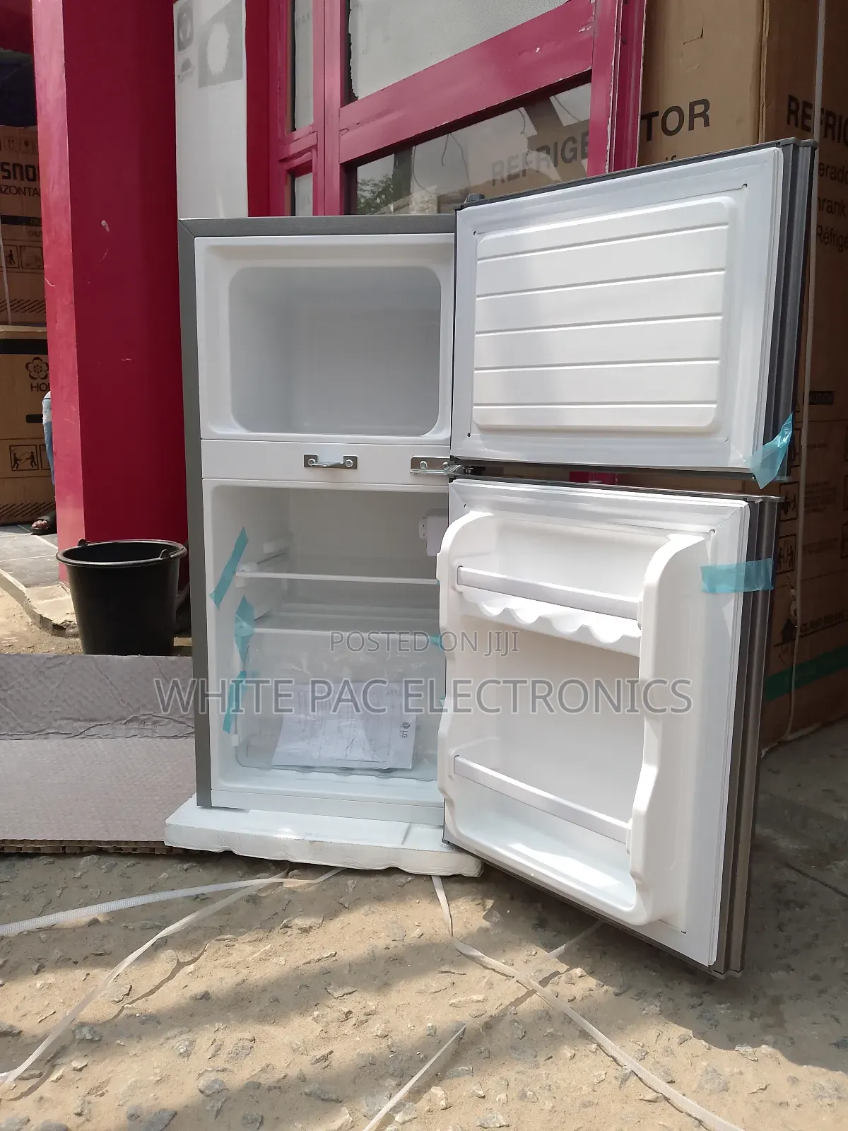 New Lg Fridge Double Door 110 Litre Fast Freezing 2 Yrs