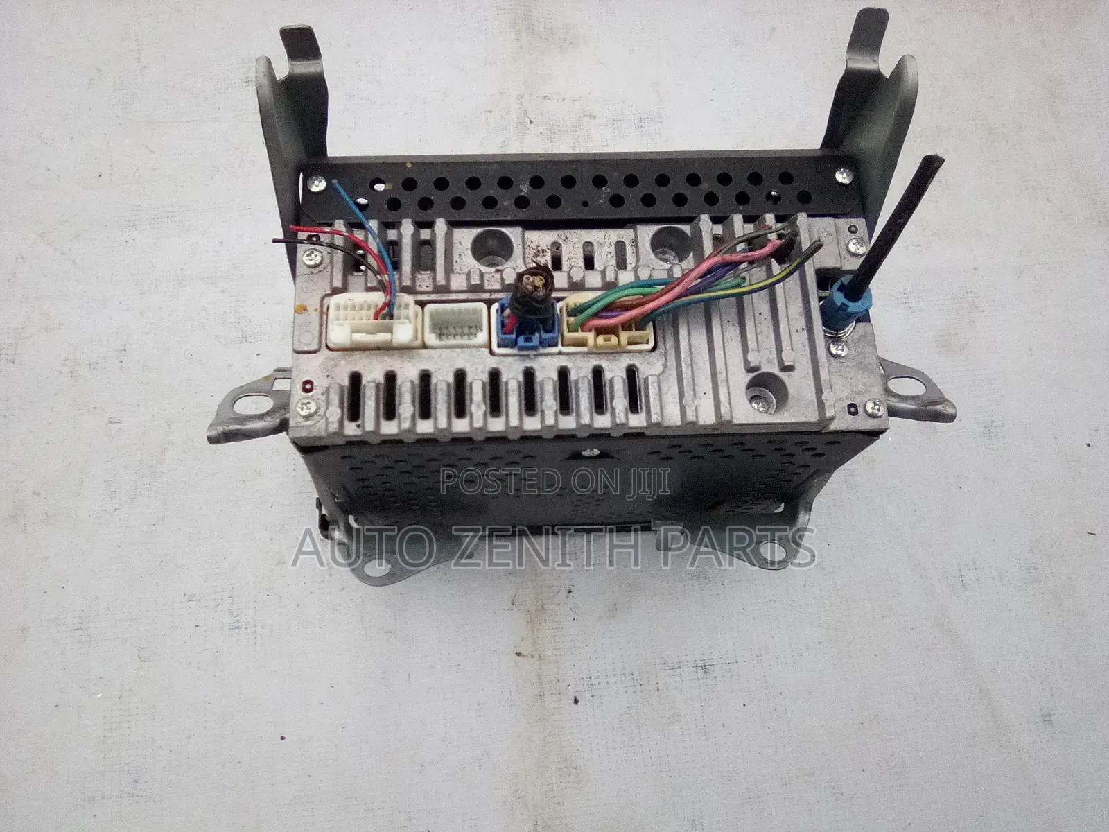 2005 -2006 Toyota Camry Radio