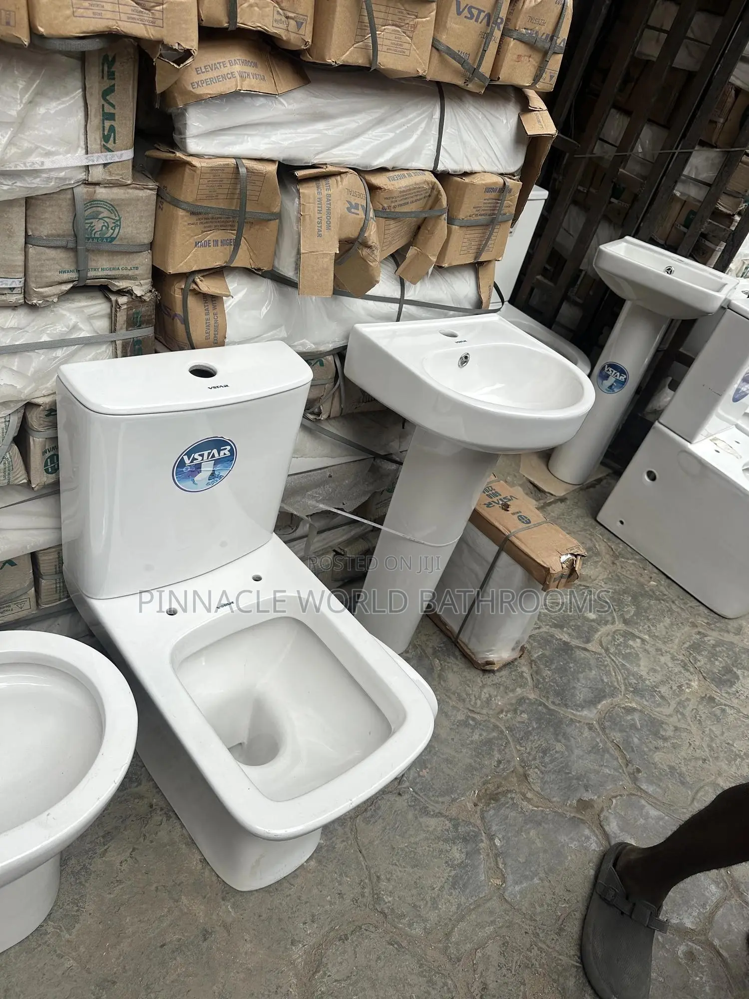 Big Set Vstar Wc With Washing Hand Basin