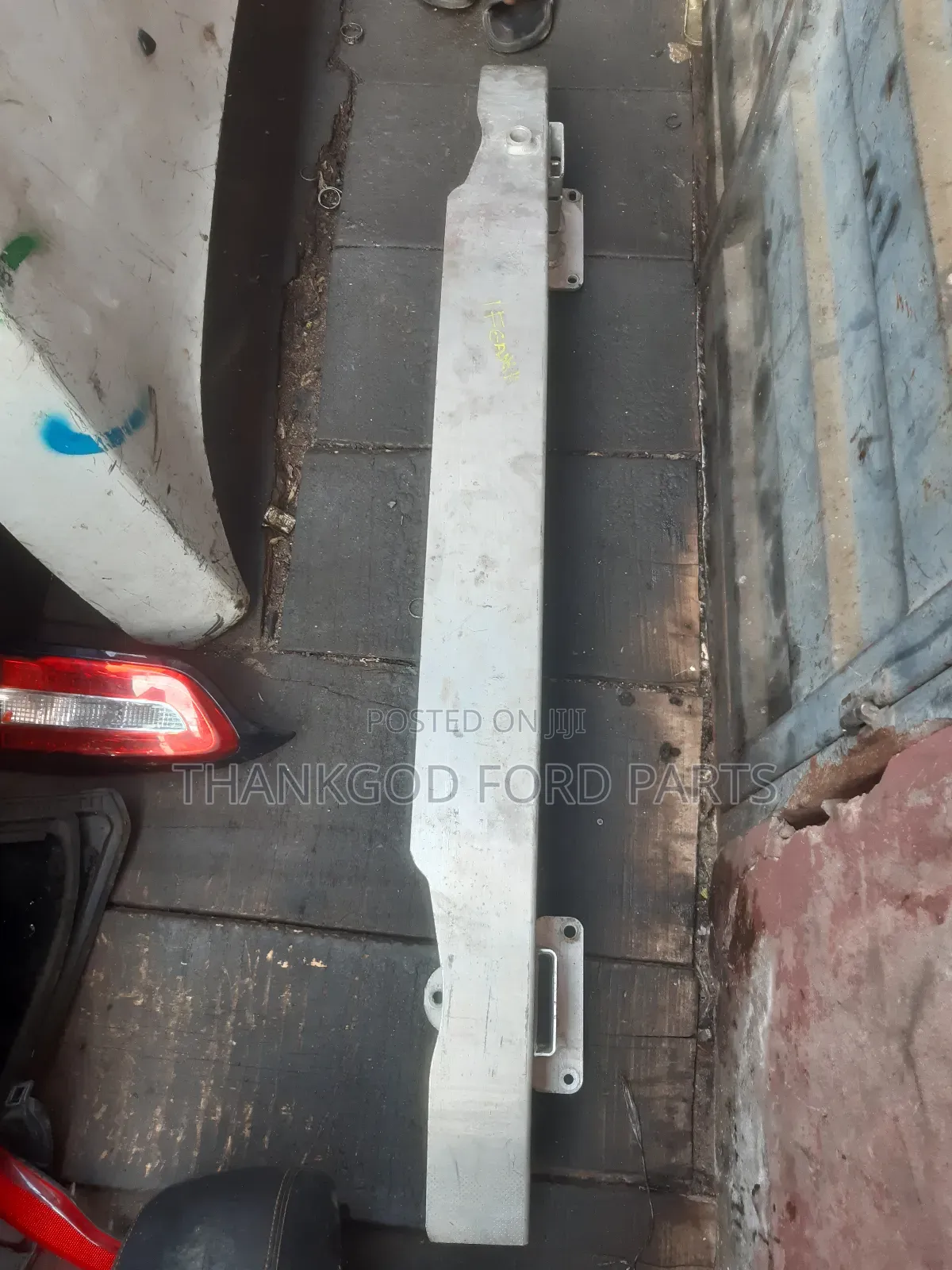 Bumper Beam Jeep Cherokee
