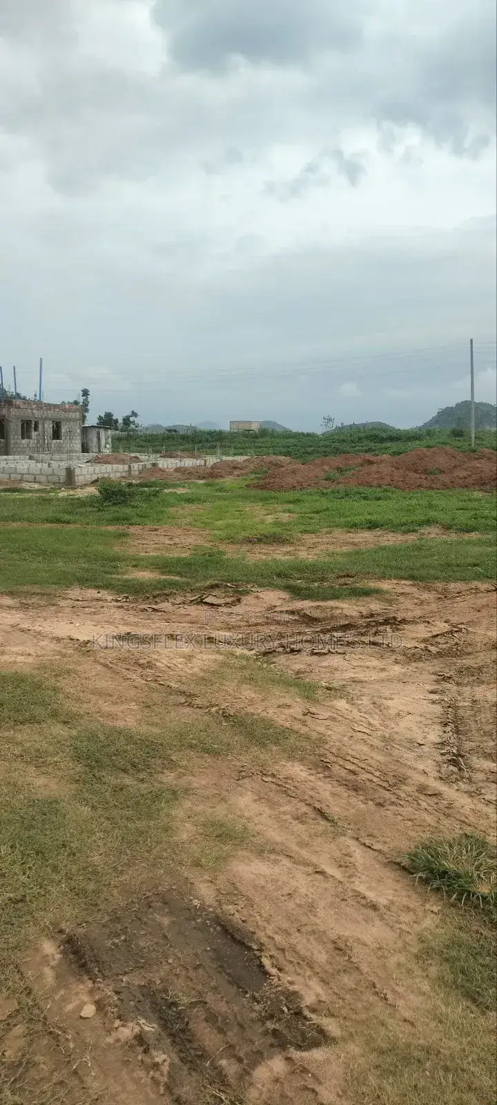 500sqm Estate Plot for 5 Bedroom Duplex