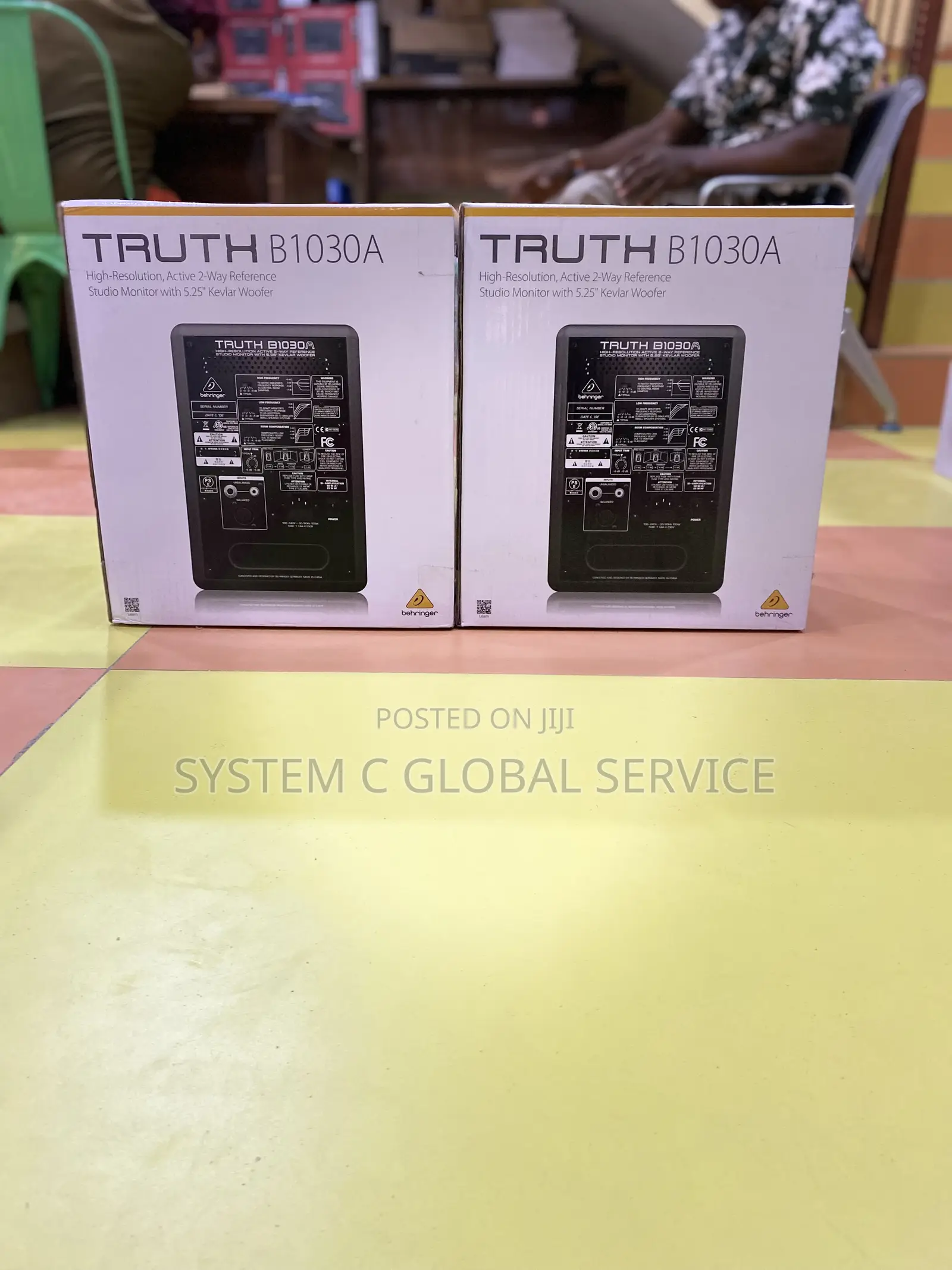 Behringer Truth B1031a Studio Monitor Speaker