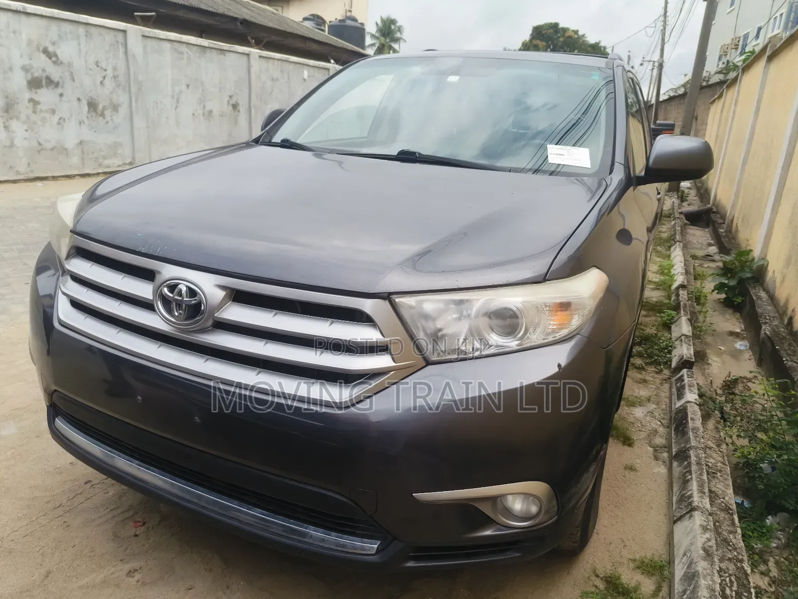 Toyota Highlander SE 2012 Gray