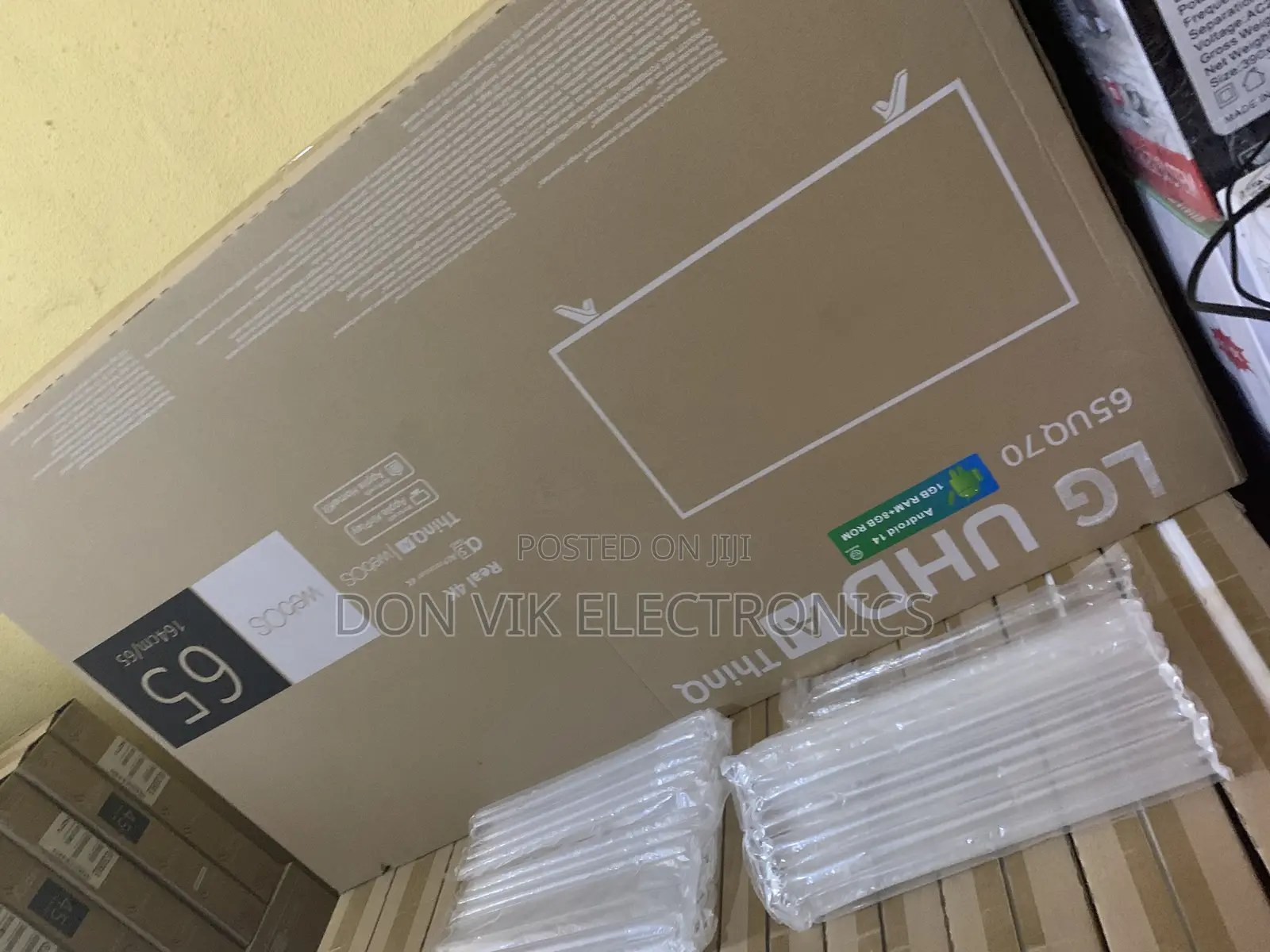 Frameless 65 Inches Full Smart Tv