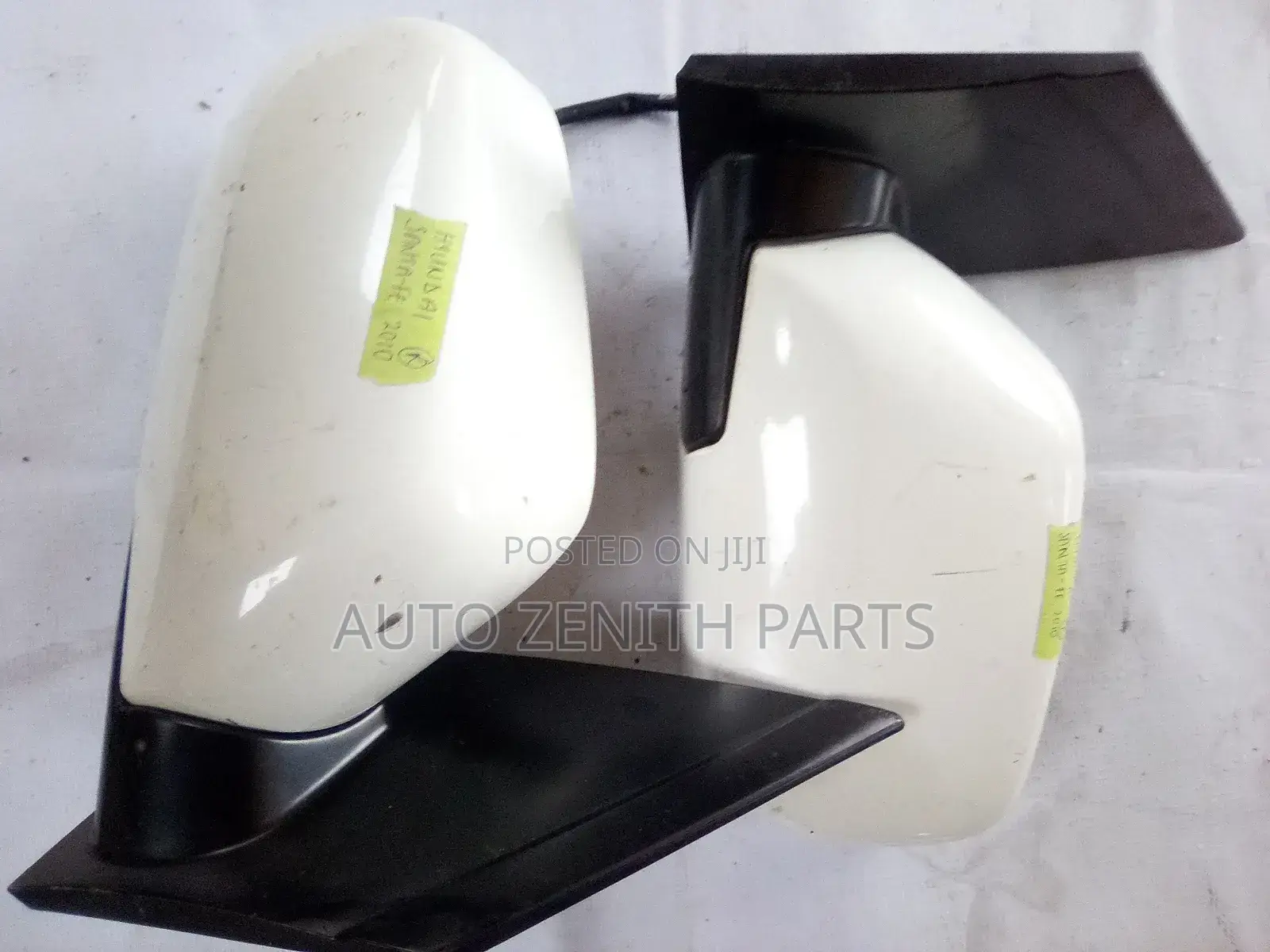 2010 Hyundai Santa Fe Left and Right Side Mirror