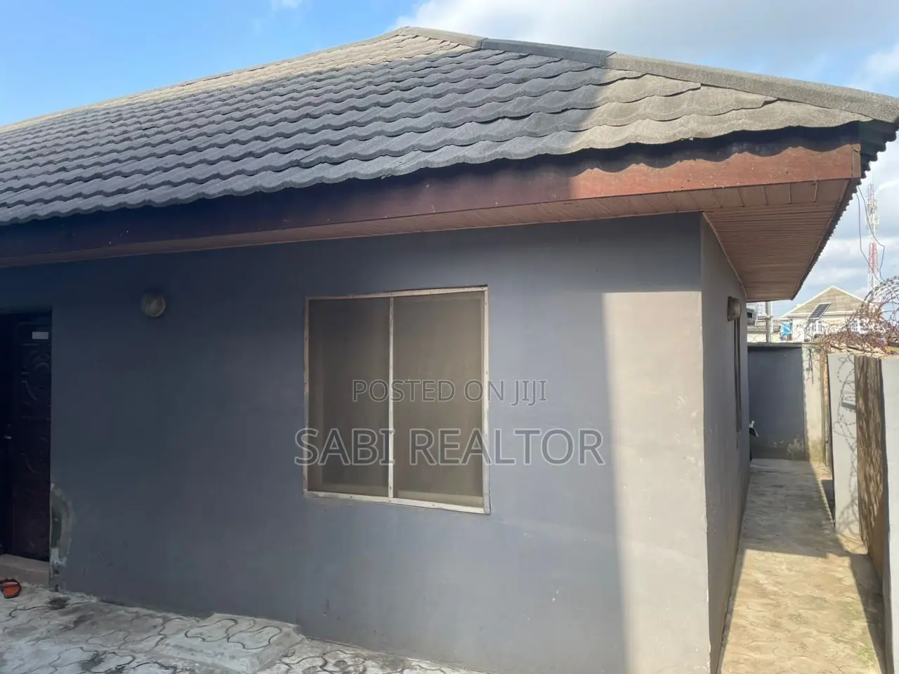 Furnished 3bdrm Duplex in Egbeda for sale