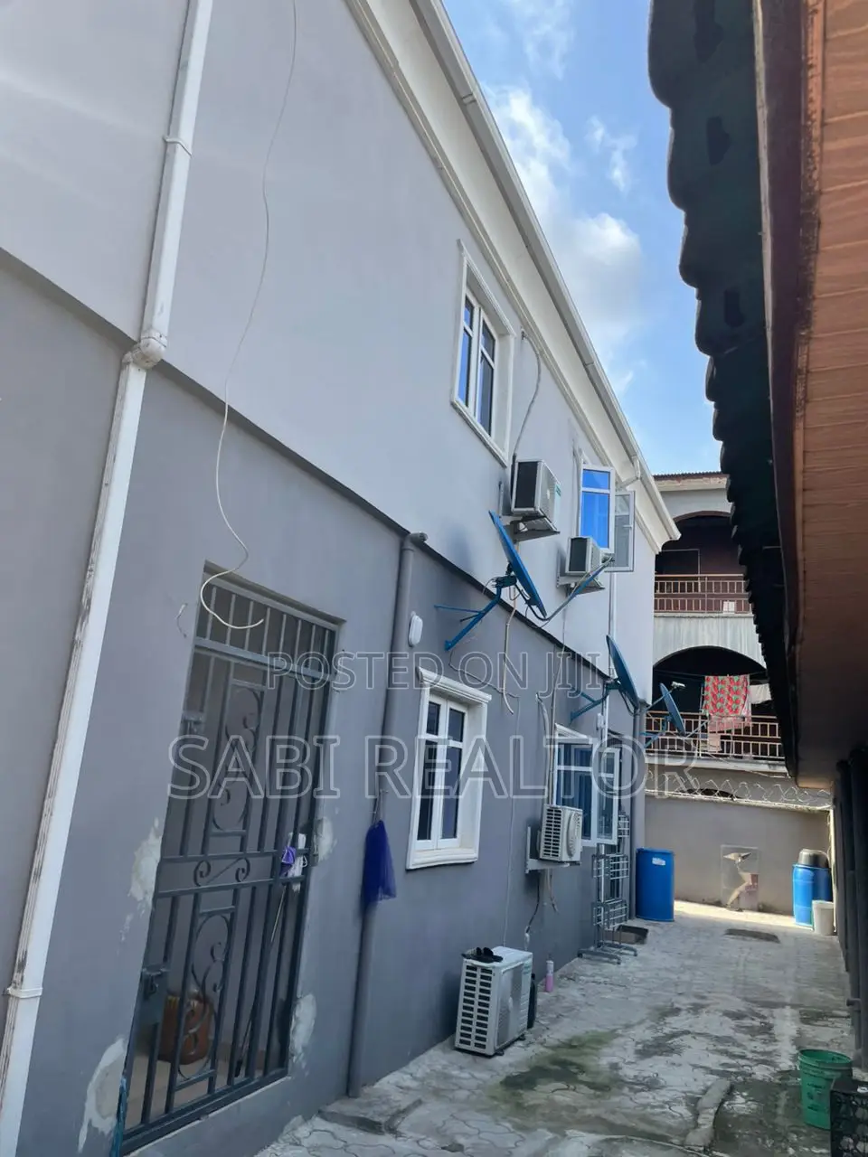 Furnished 3bdrm Duplex in Egbeda for sale