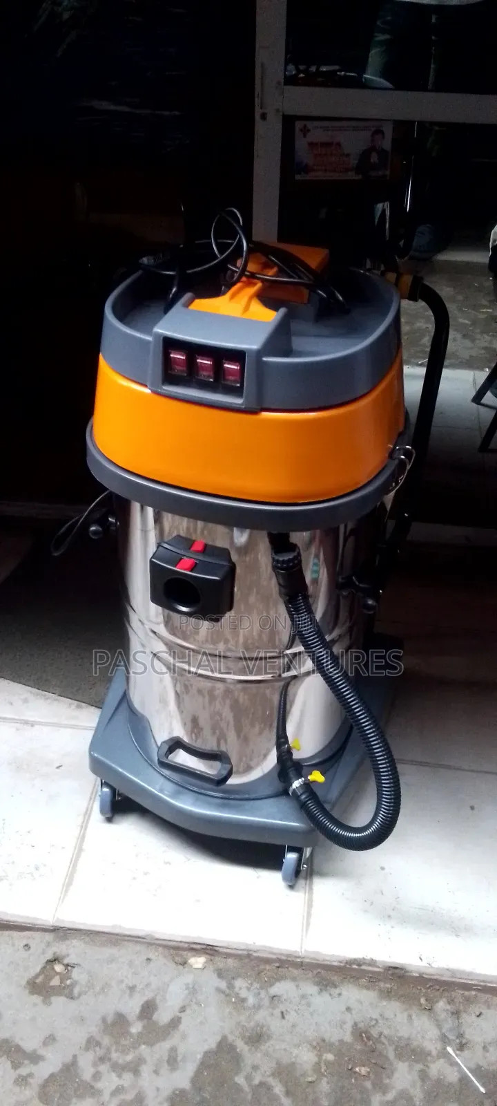 80 Litres Industrial Vacuum Cleaner