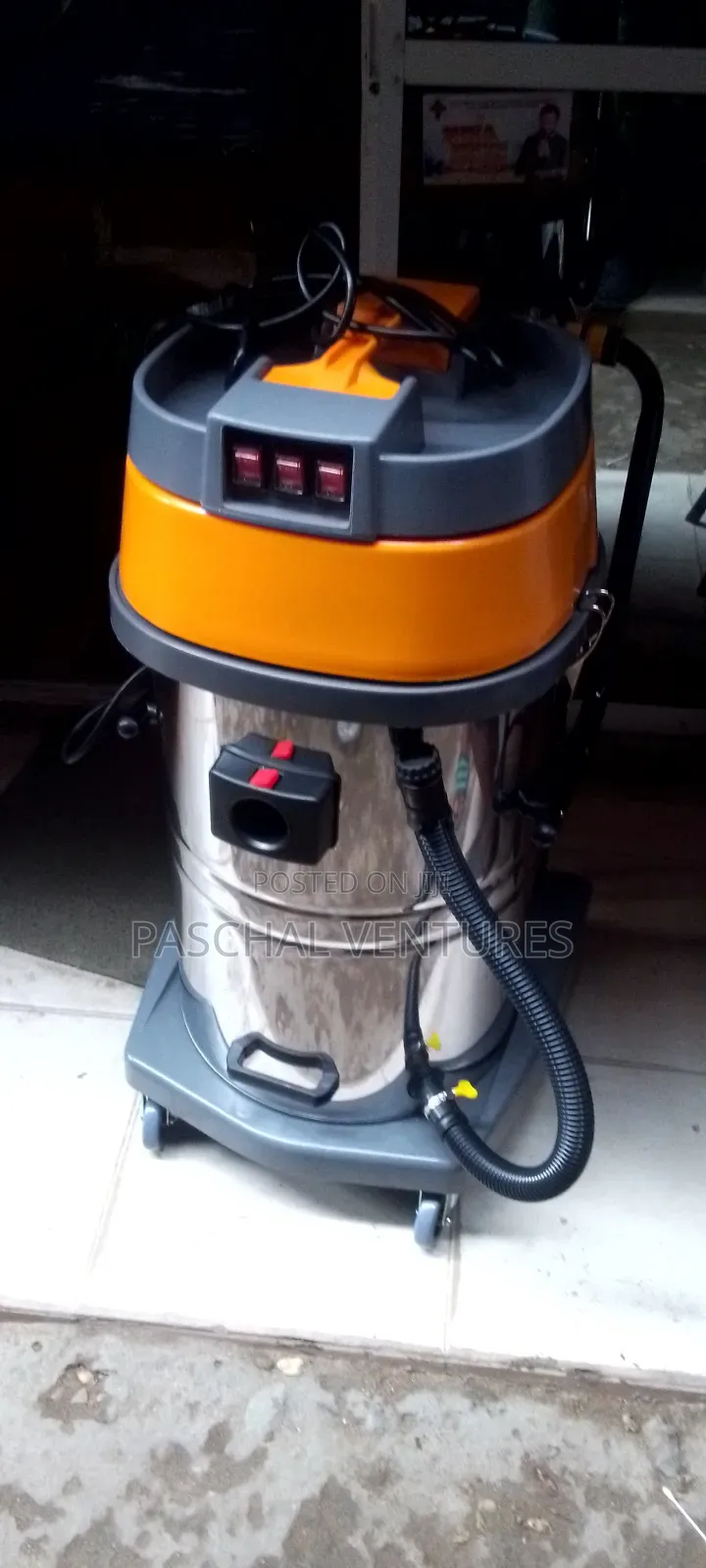 80 Litres Industrial Vacuum Cleaner
